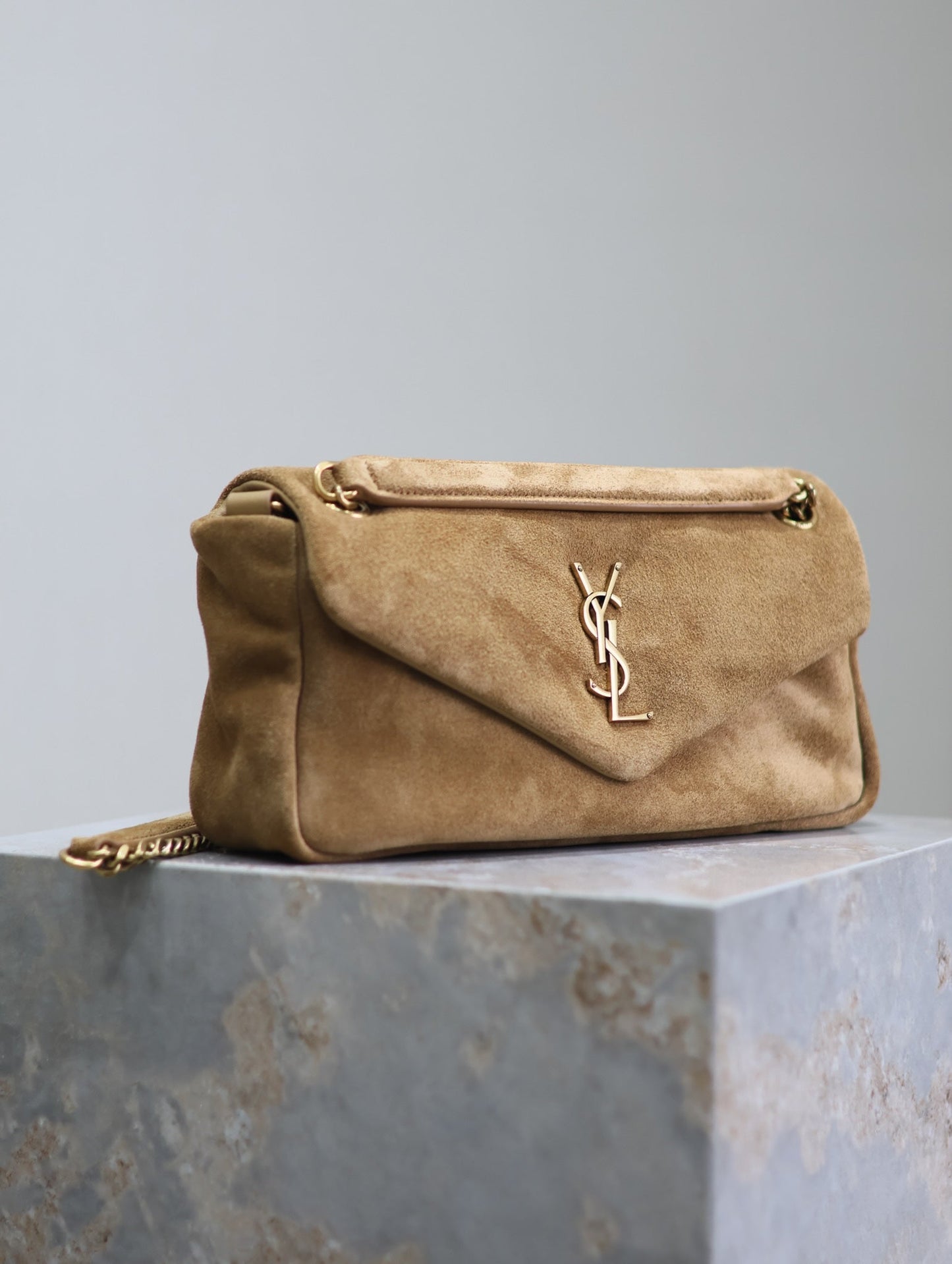 Luxury Saint Laurent CALYPSO BAG 26 IN CIDER BROWN SUEDE GOLD HARDWARE