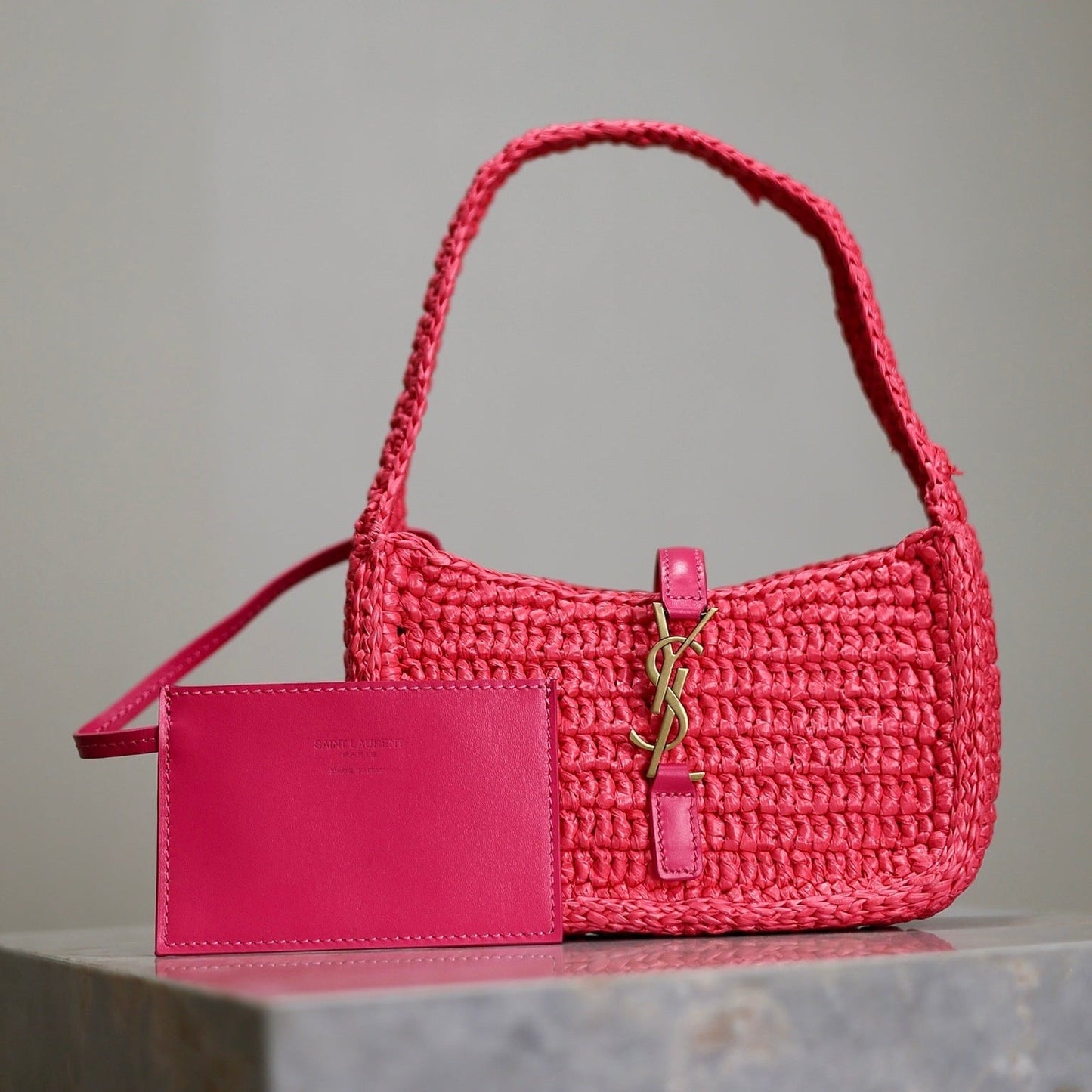 Luxury Saint Laurent LE 5 À 7 BAG  19 IN MAGENTA PINK WOVEN RAFFIA
