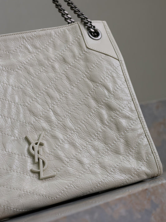 Luxury Saint Laurent NIKI SHOPPING BAG 33 IN WHITE CRUMPLED CALFSKIN