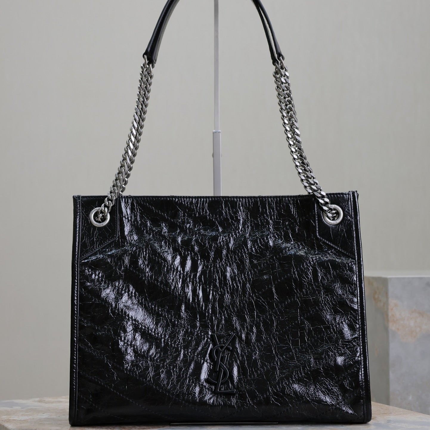 Luxury Saint Laurent NIKI SHOPPING BAG 33 IN BLACK CRUMPLED CALFSKIN SILVER HARDWARE