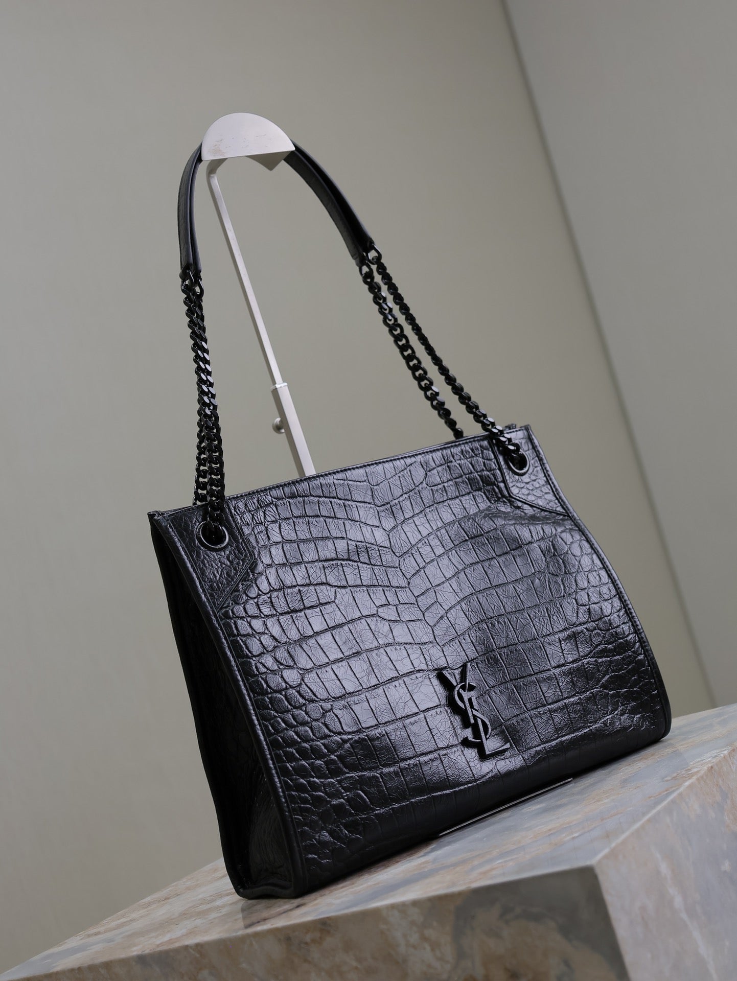 Luxury Saint Laurent NIKI SHOPPING BAG 33 IN BLACK CROCODILE-EMBOSSED CALFSKIN