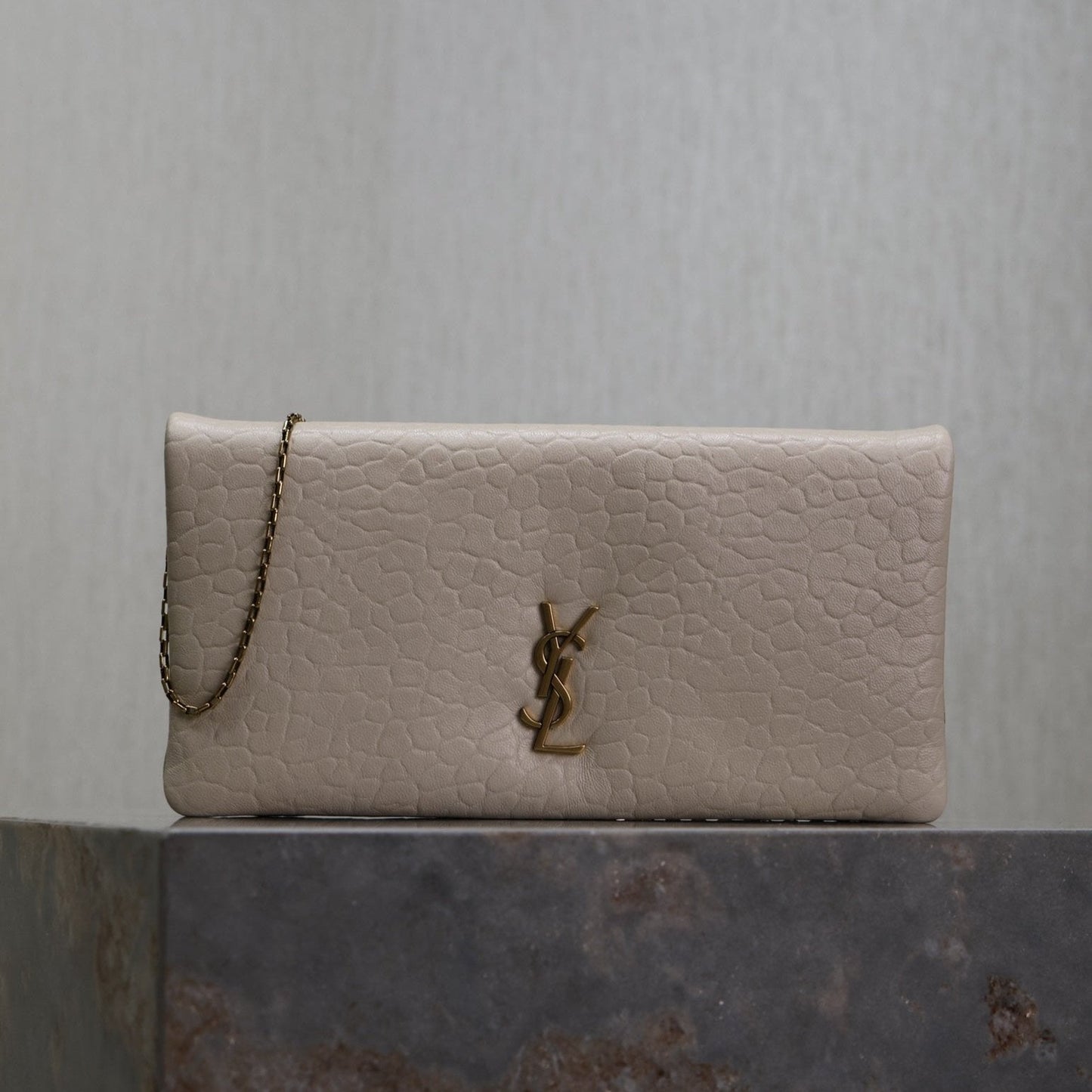 Luxury Saint Laurent CALYPSO POUCH 24 IN WHITE ELEPHANT TEXTURED LAMBSKIN GOLD LOGO
