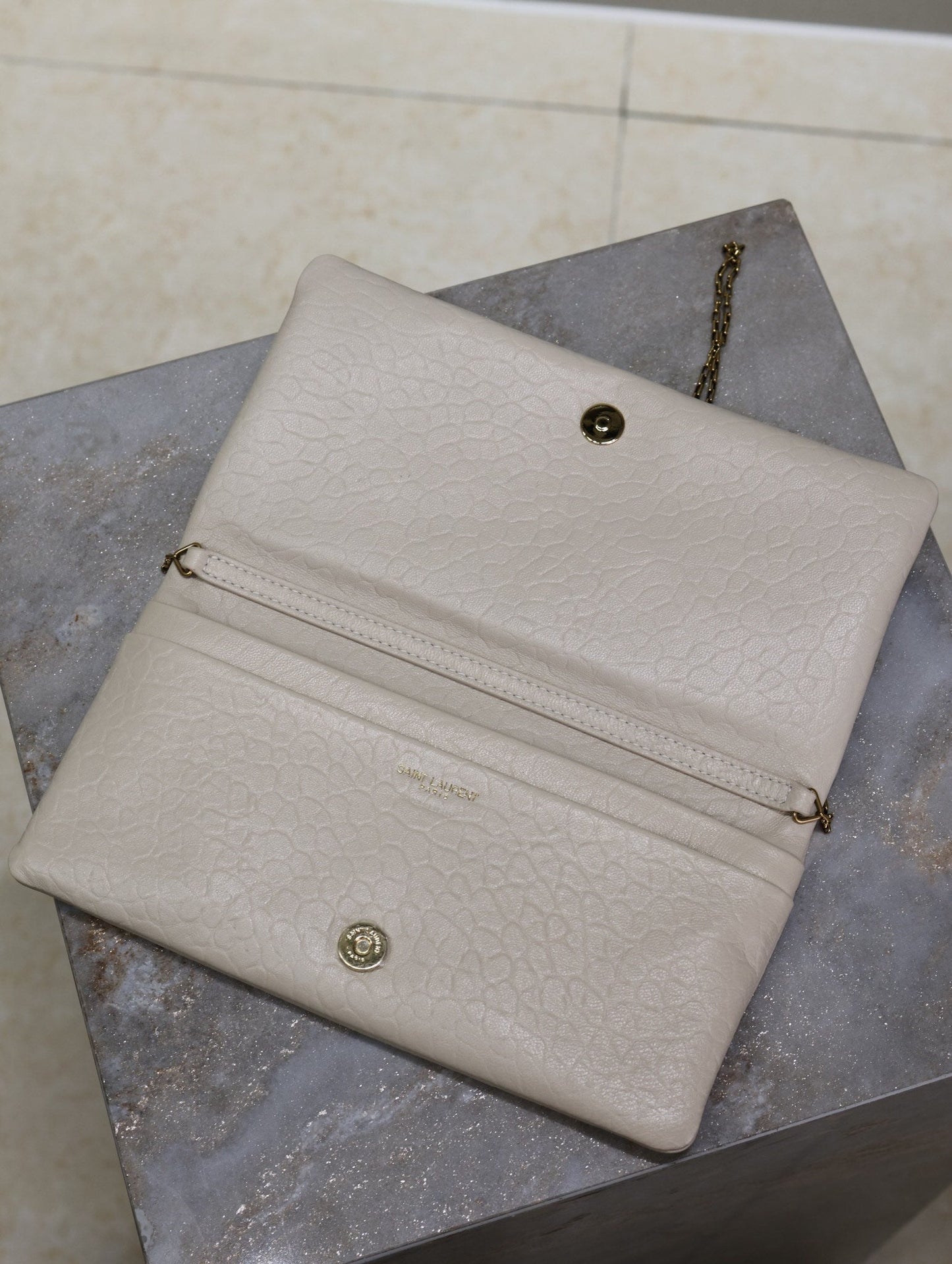 Luxury Saint Laurent CALYPSO POUCH 24 IN WHITE ELEPHANT TEXTURED LAMBSKIN GOLD LOGO