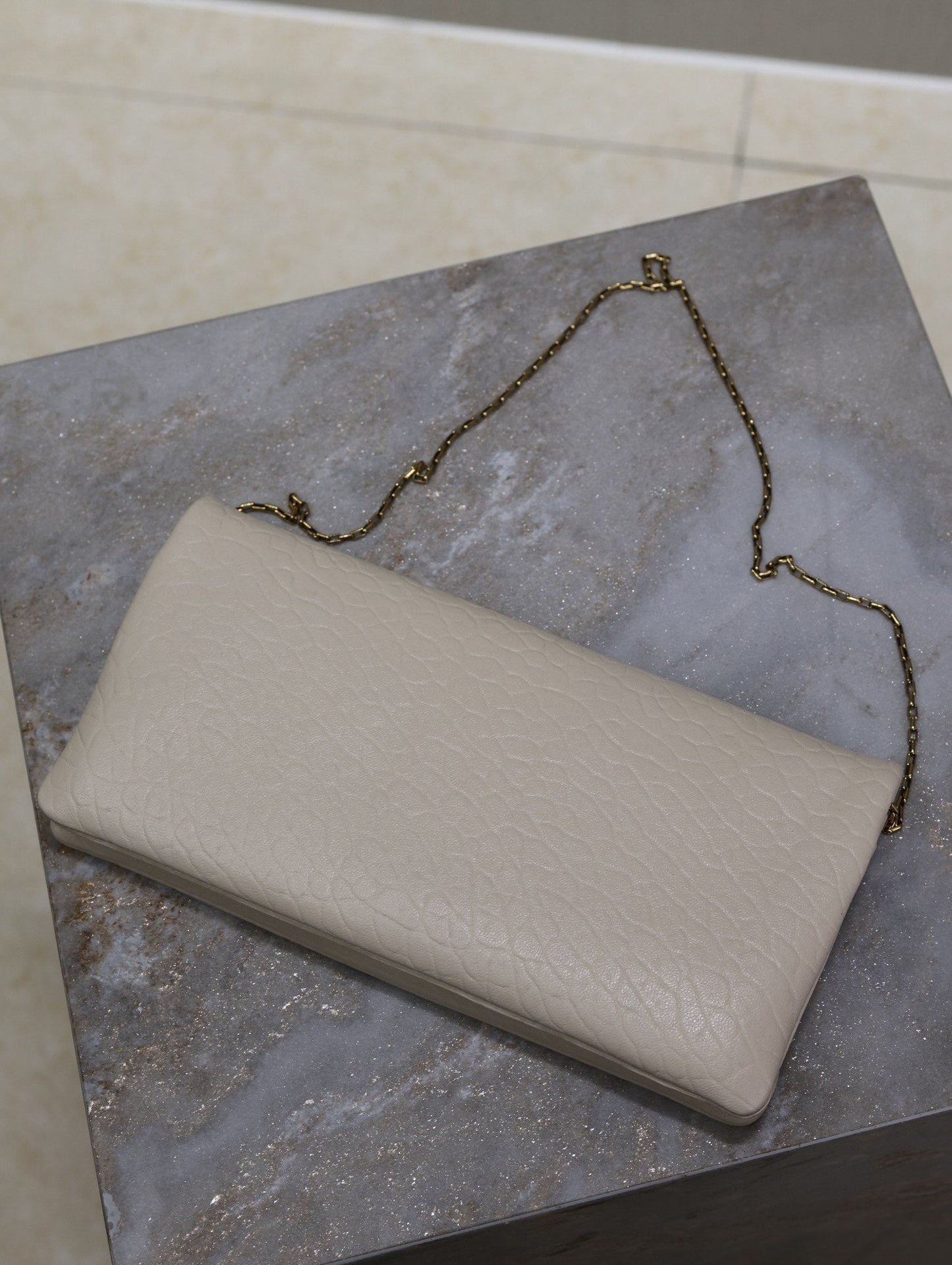 Luxury Saint Laurent CALYPSO POUCH 24 IN WHITE ELEPHANT TEXTURED LAMBSKIN GOLD LOGO