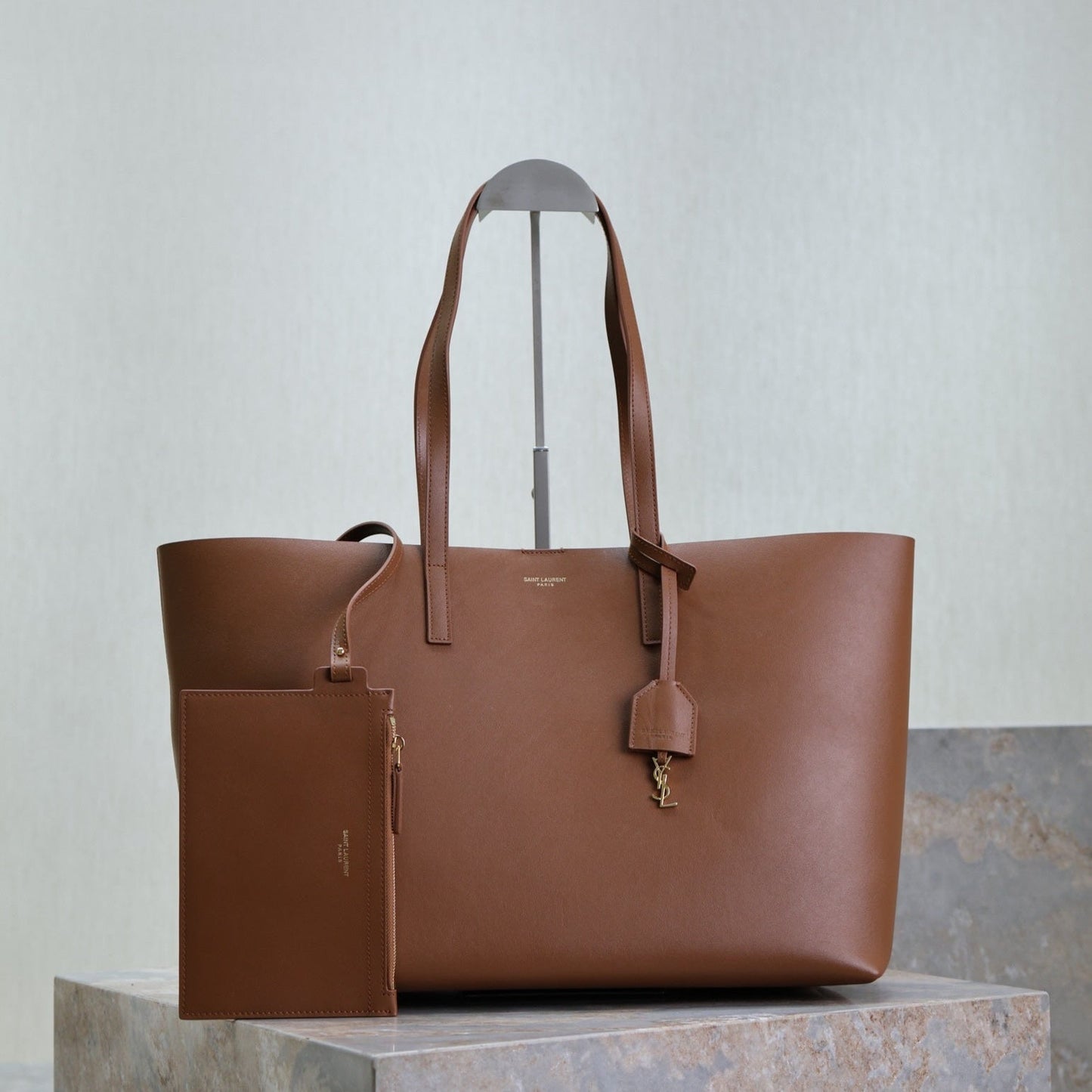 Luxury Saint Laurent SHOPPING TOTE BAG 38 IN RED BROWN CALFSKIN