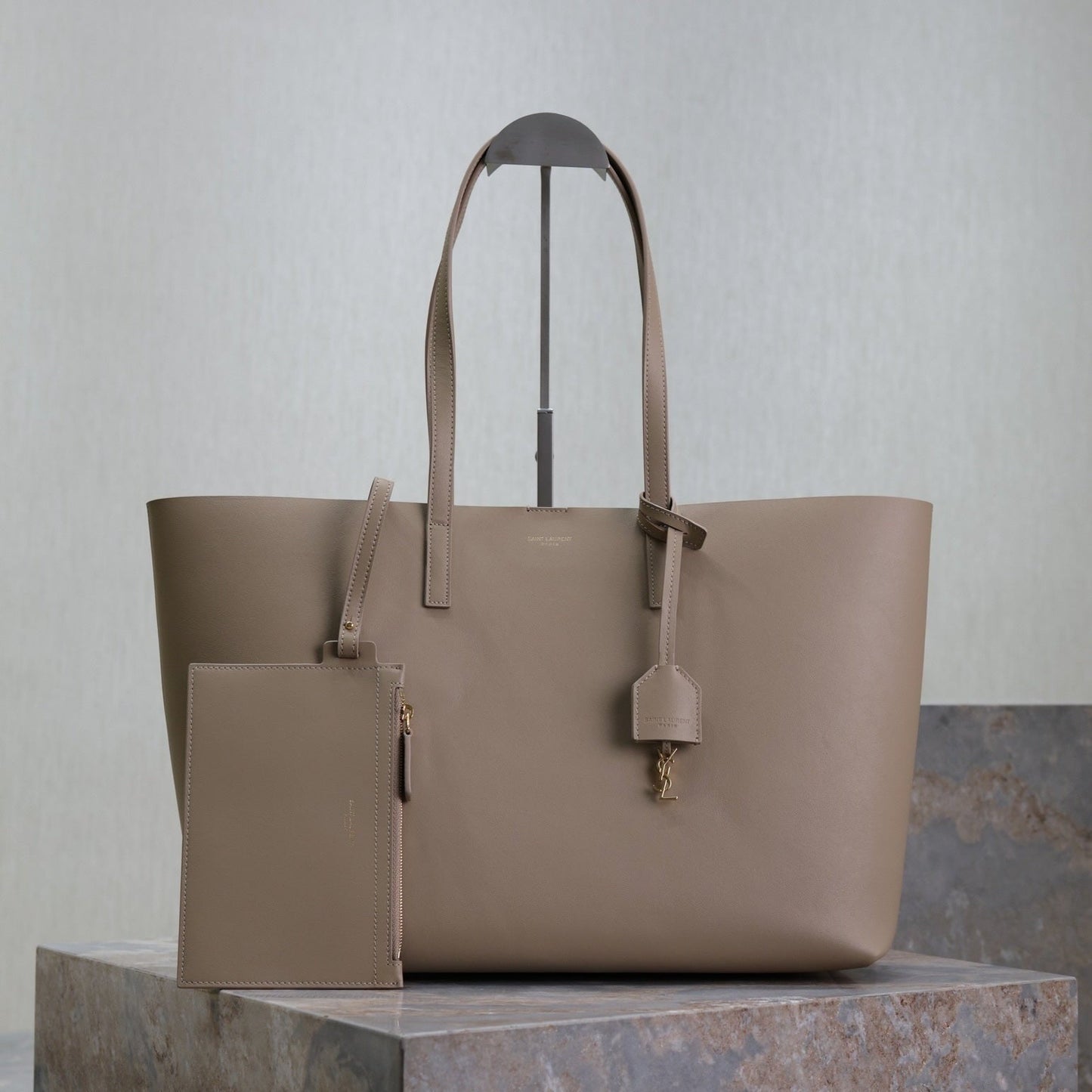 Luxury Saint Laurent SHOPPING TOTE BAG 38 IN LIGHT BROWN CALFSKIN
