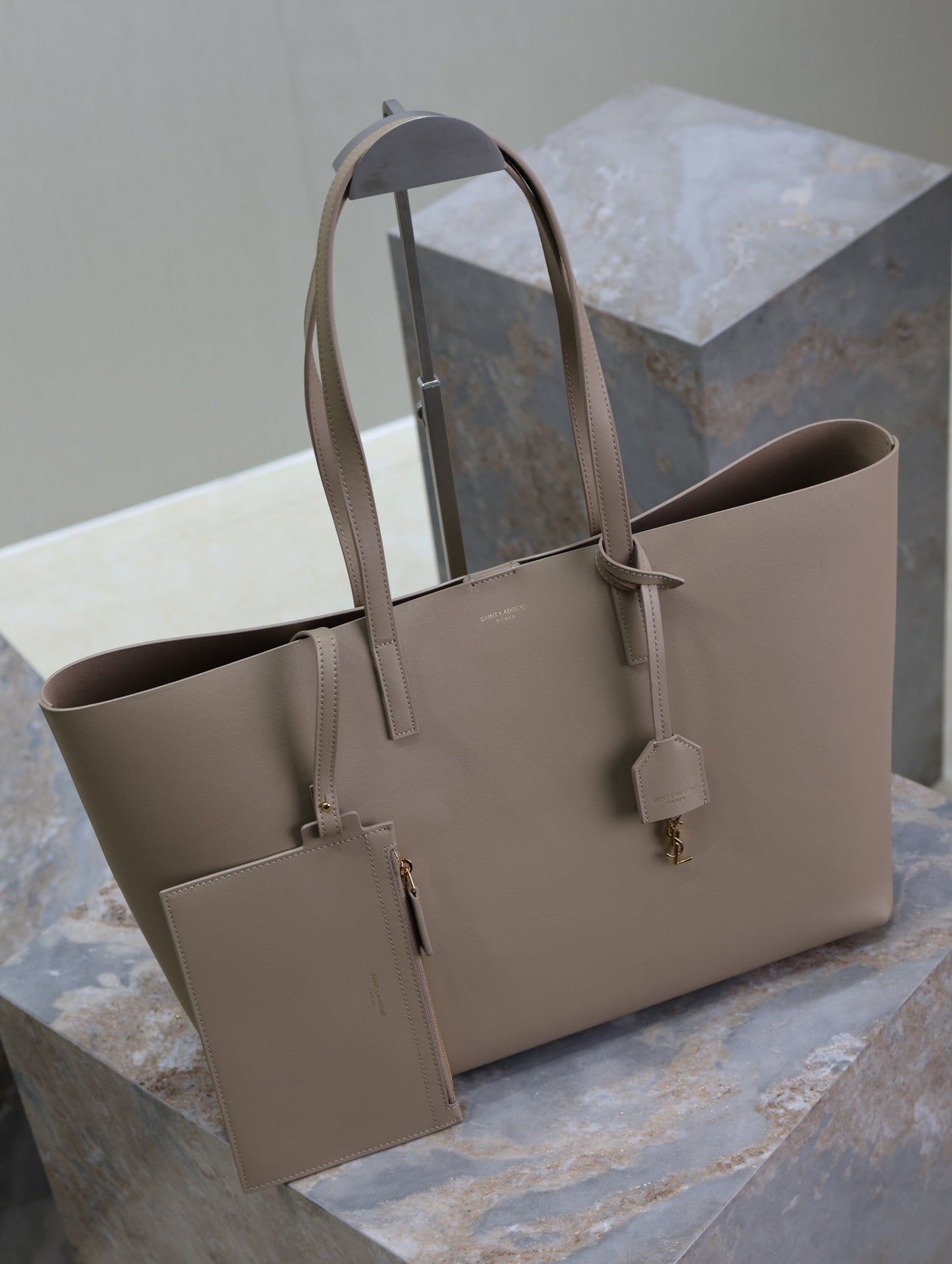 Luxury Saint Laurent SHOPPING TOTE BAG 38 IN LIGHT BROWN CALFSKIN