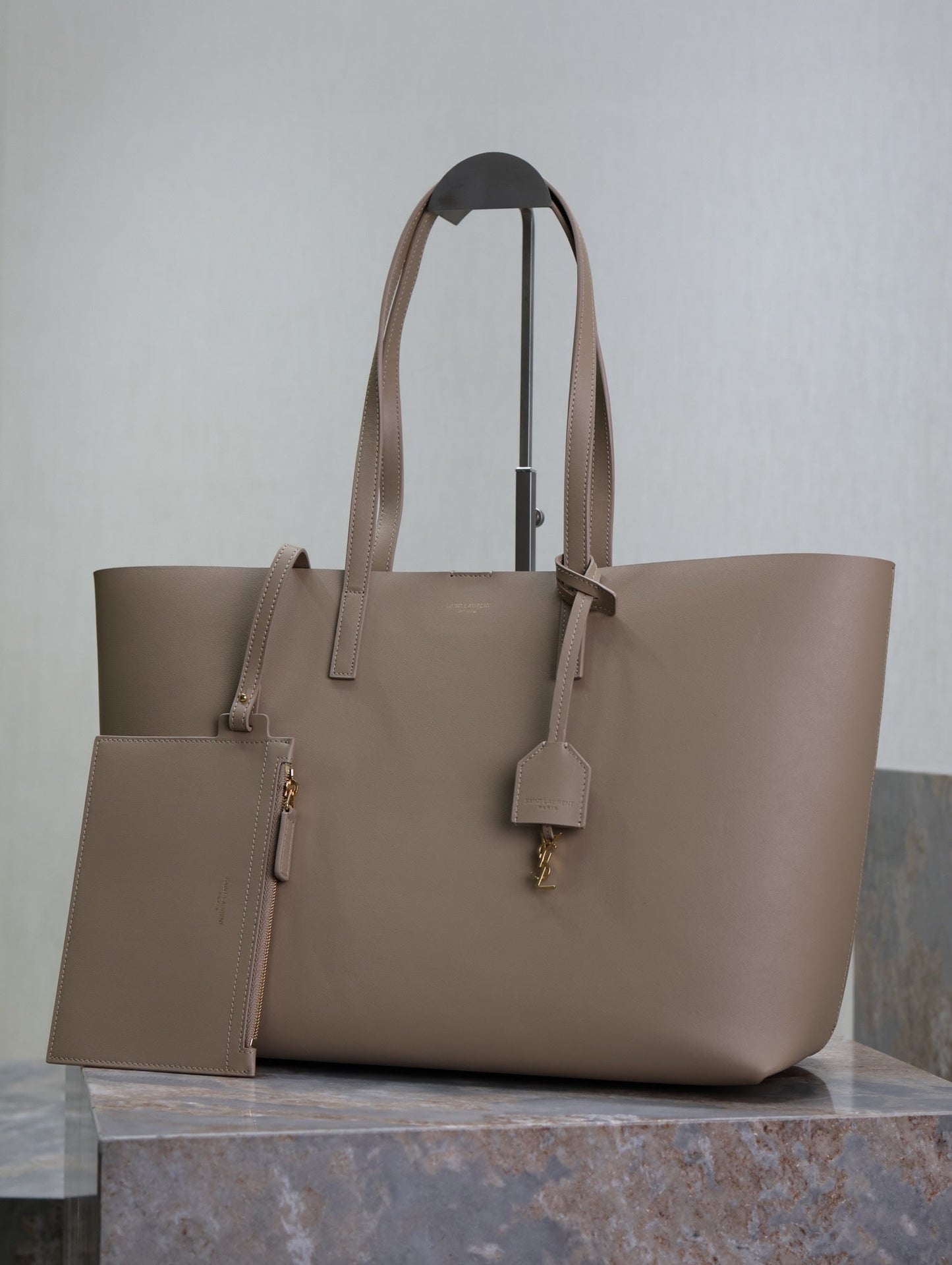 Luxury Saint Laurent SHOPPING TOTE BAG 38 IN LIGHT BROWN CALFSKIN