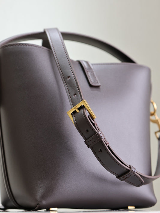 Luxury Saint Laurent LE 37 SMALL BUCKET BAG 20 IN BRUNETTE BROWN CALFSKIN GOLD HARDWARE
