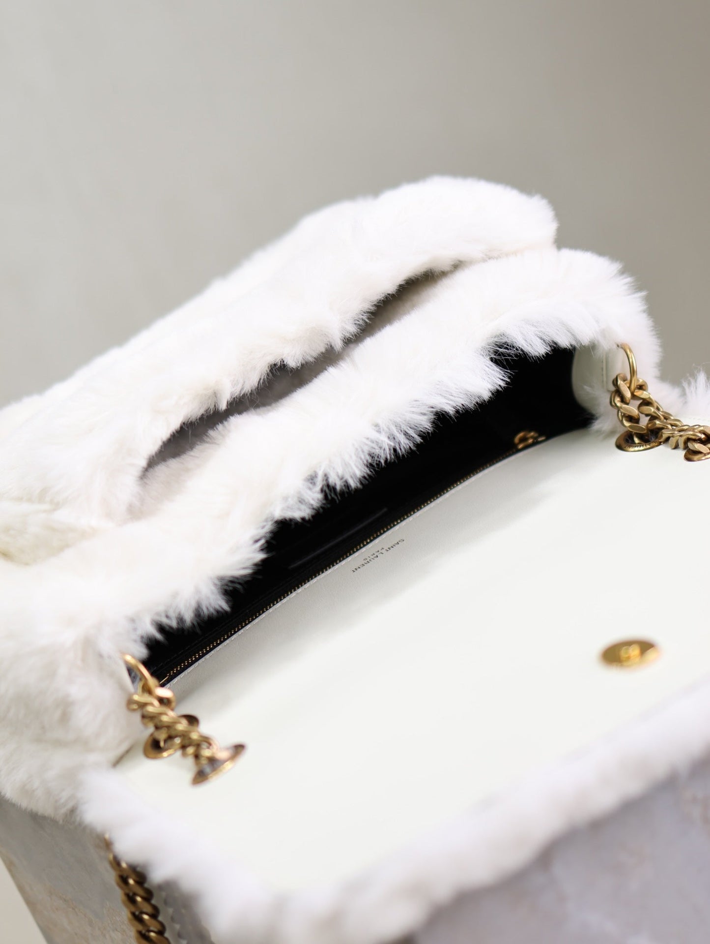 Luxury Saint Laurent NIKI MEDIUM 28 IN WHITE RABBIT FUR GOLD HARDWARE