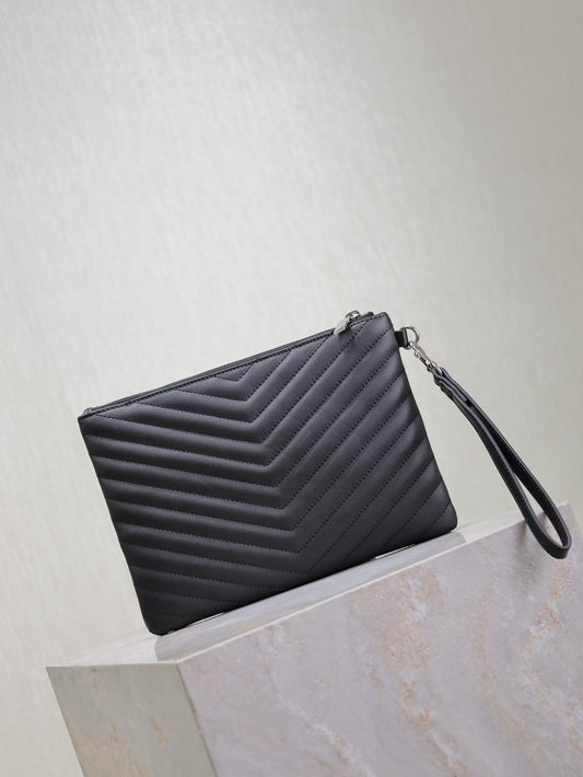 Luxury Saint Laurent CLUTCH 24 IN BLACK QUILTED CALFSKIN SILVER BUCKLE