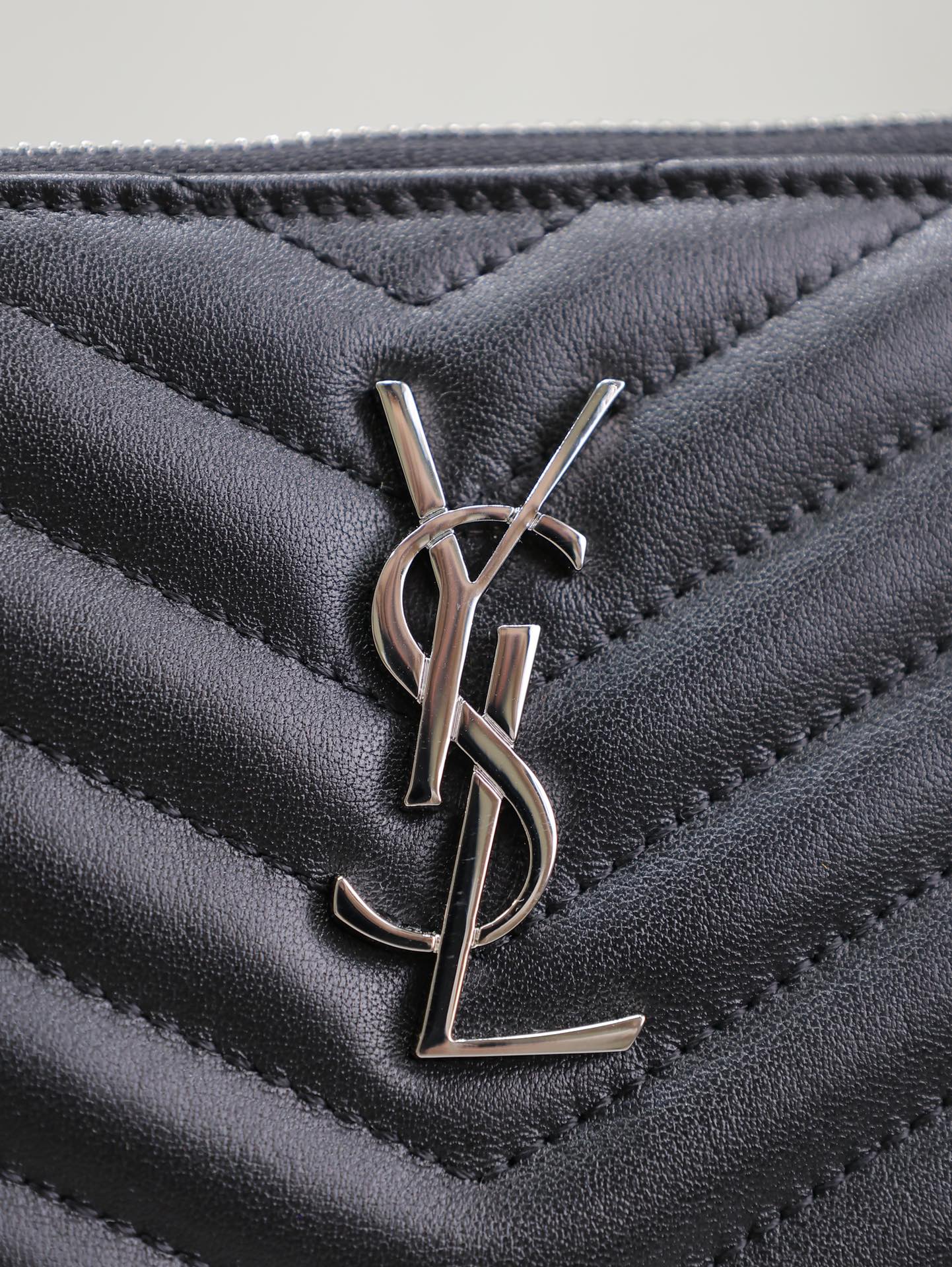 Luxury Saint Laurent CLUTCH 24 IN BLACK QUILTED CALFSKIN SILVER BUCKLE