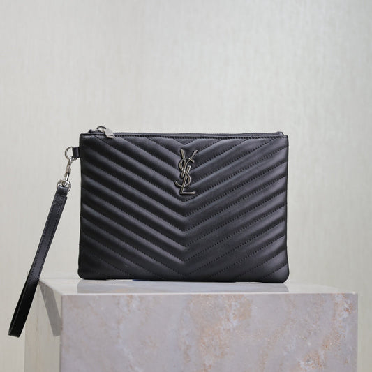 Luxury Saint Laurent CLUTCH 24 IN BLACK QUILTED CALFSKIN SILVER BUCKLE