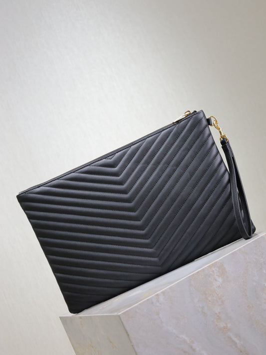 Luxury Saint Laurent CLUTCH 36 IN BLACK QUILTED CALFSKIN GOLD BUCKLE