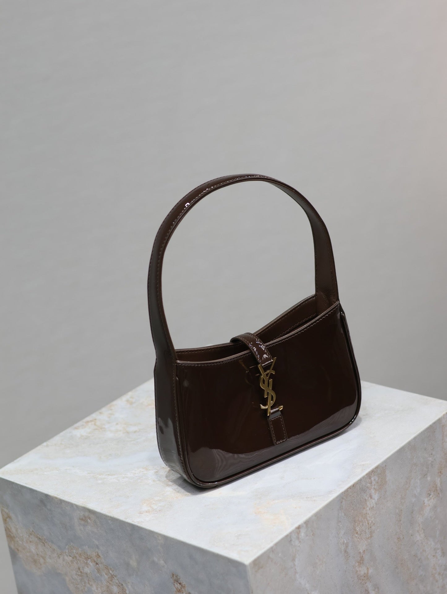Luxury Saint Laurent LE 5 À 7 MINI BAG 19 IN CHOCOLATE PATENT CALFSKIN GOLD LOGO