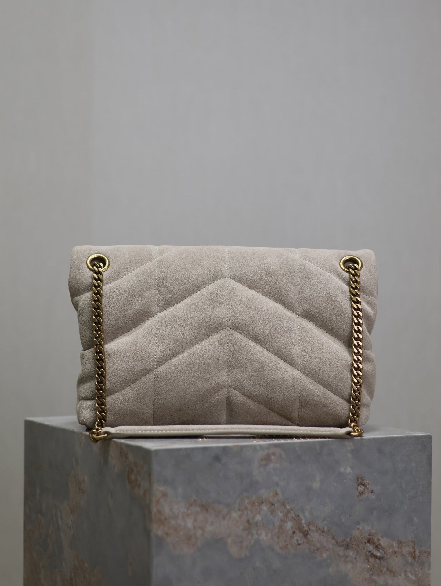Luxury Saint Laurent PUFFER BAG 29 IN OYSTER TAN SUEDE GOLD HARDWARE