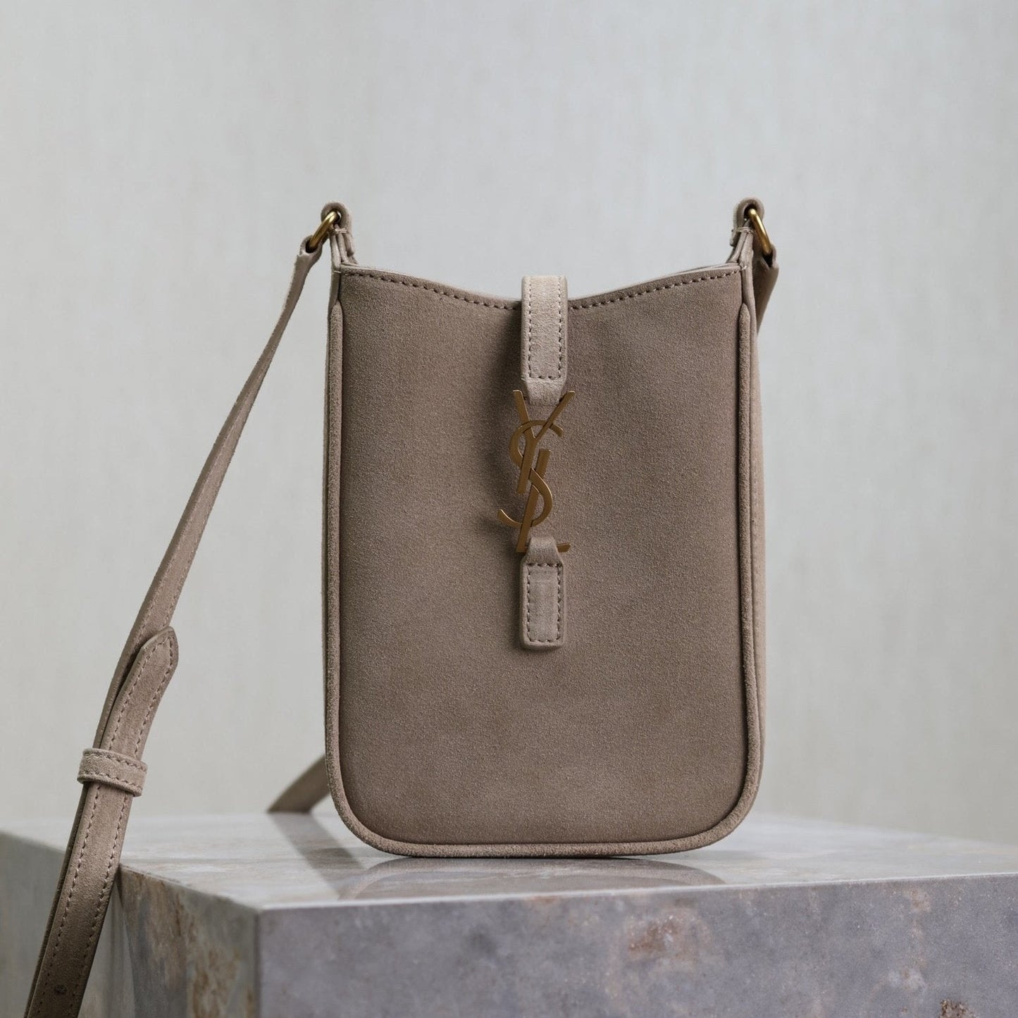 Luxury Saint Laurent LE 5 À 7 HOBO MINI BAG 18 IN LIGHT BROWN SUEDE COPPER HARDWARE