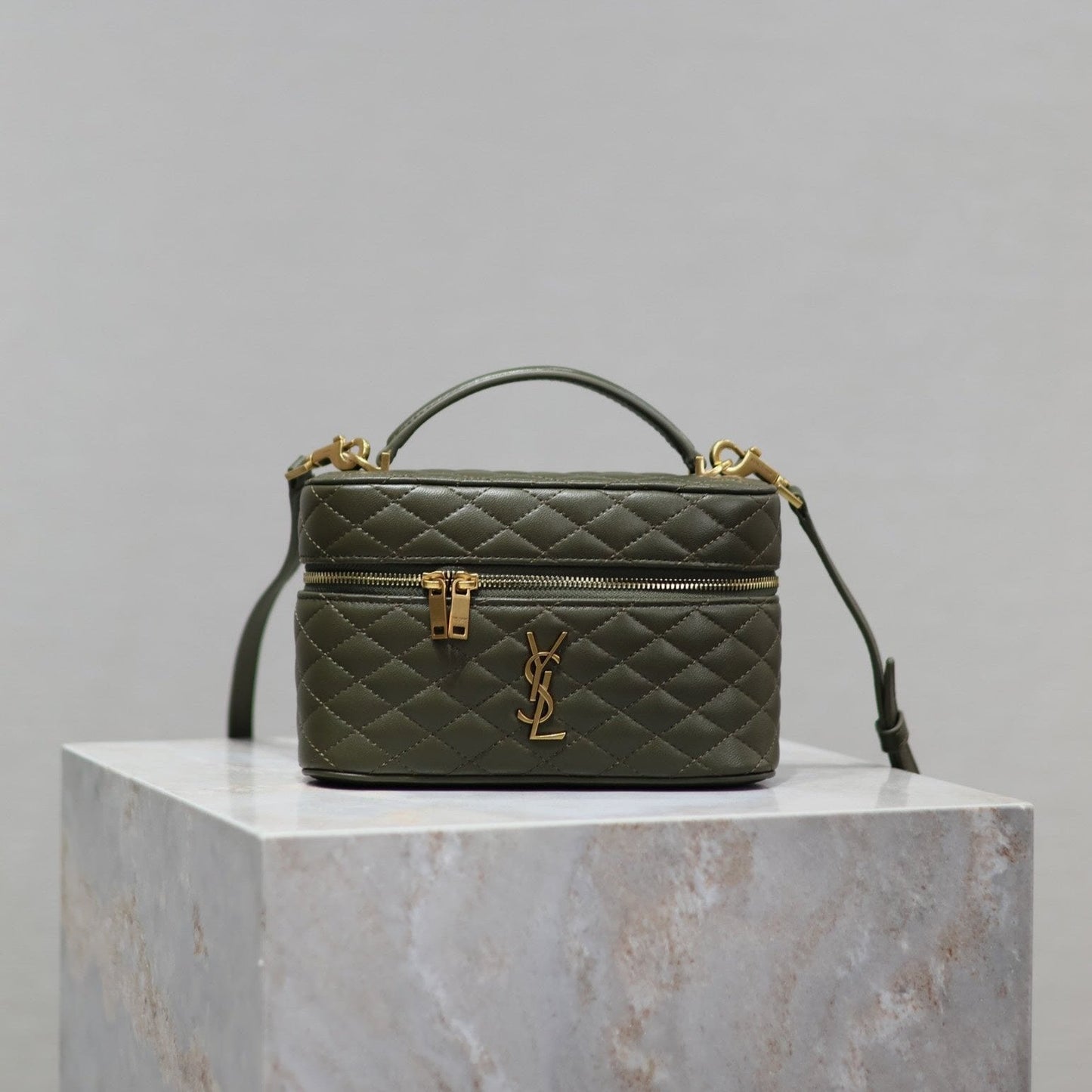 Luxury Saint Laurent GABY MINI VANITY BAG 18 IN ARMY GREEN LAMBSKIN