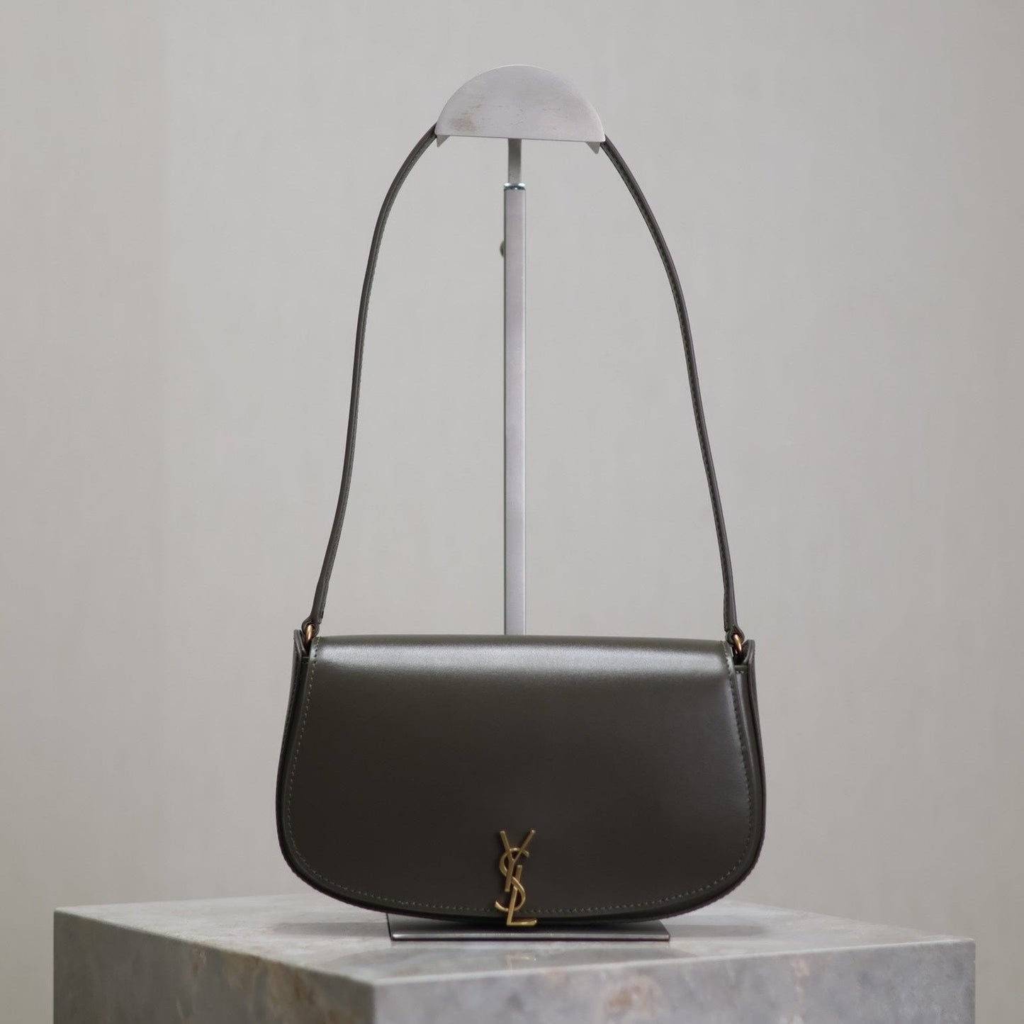 Luxury Saint Laurent MINI VOLTAIRE IN BOX 17 IN KOMBU GREEN CALFSKIN GOLD LOGO