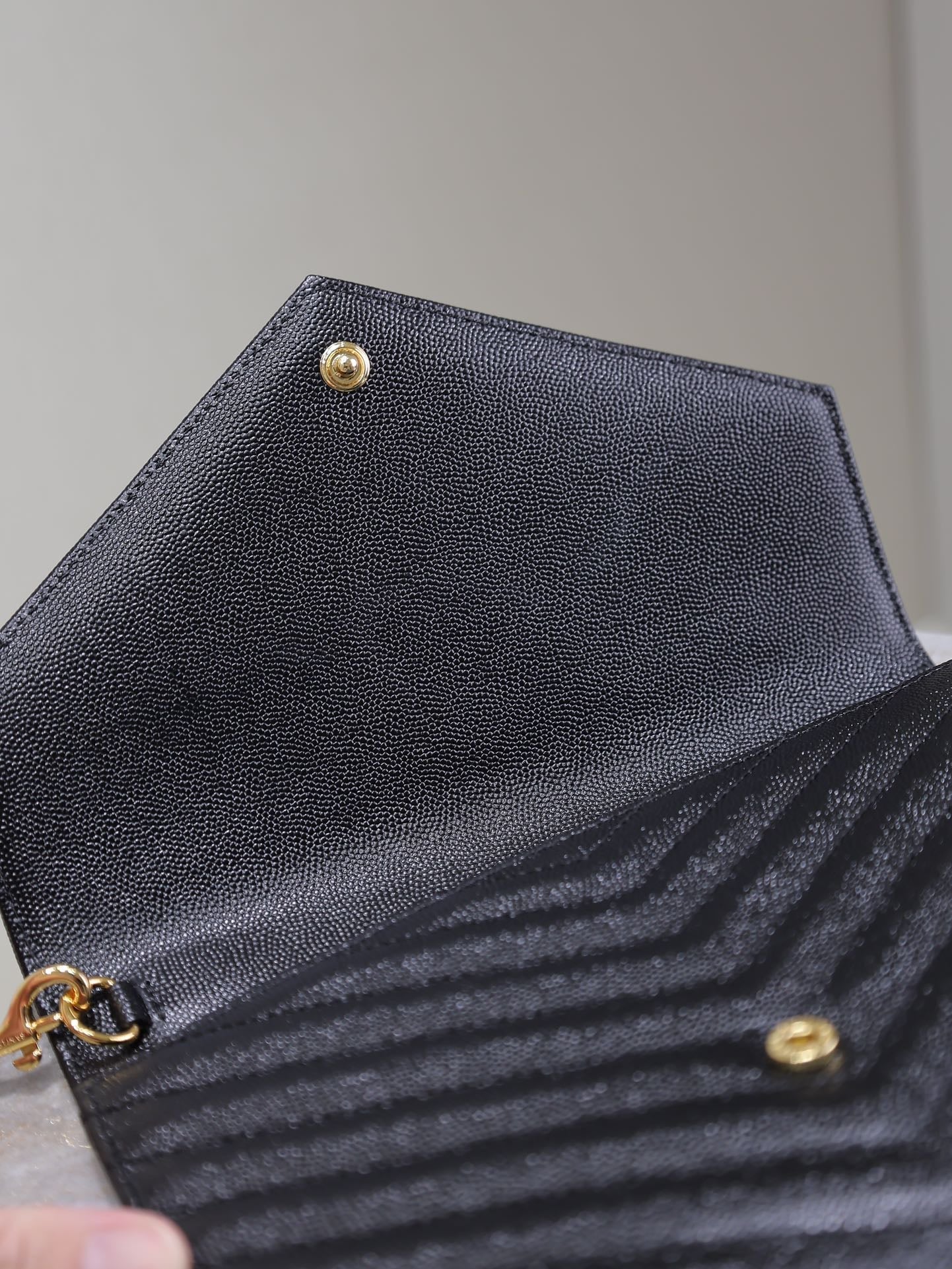Luxury Saint Laurent CASSANDRE CLUTCH 21 IN BLACK LAMBSKIN GOLD HARDWARE