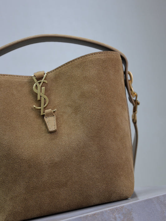 Luxury Saint Laurent LE 37 SMALL BUCKET BAG 20 IN DIRT BROWN SUEDE