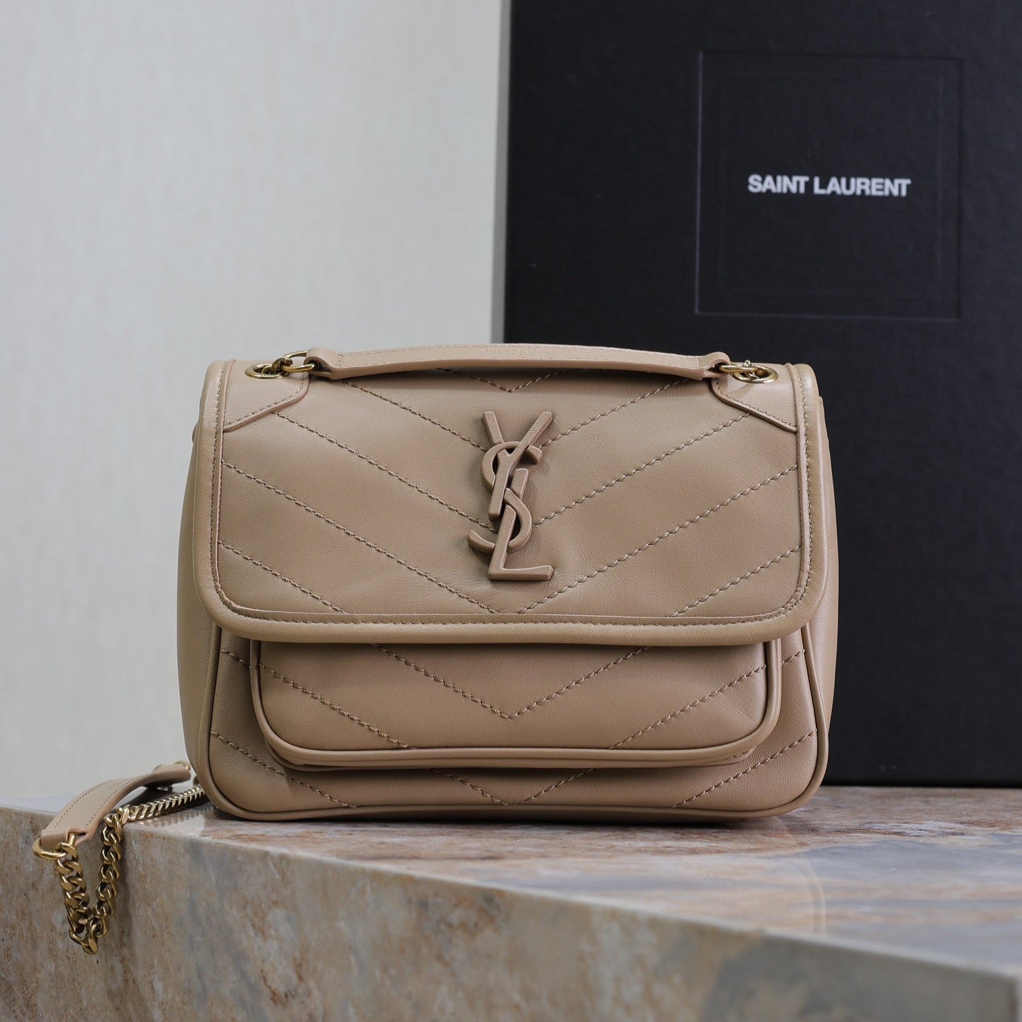 Luxury Saint Laurent NIKI BABY 22 IN LIGHT BROWN LAMBSKIN COPPER CHAIN