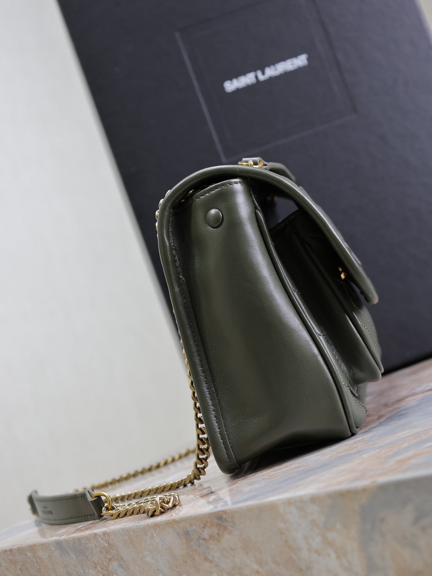 Luxury Saint Laurent NIKI BABY 22 IN UNIFORM GREEN LAMBSKIN GOLD CHAIN