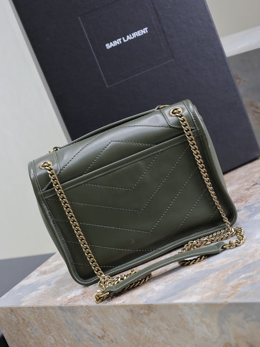 Luxury Saint Laurent NIKI BABY 22 IN UNIFORM GREEN LAMBSKIN GOLD CHAIN