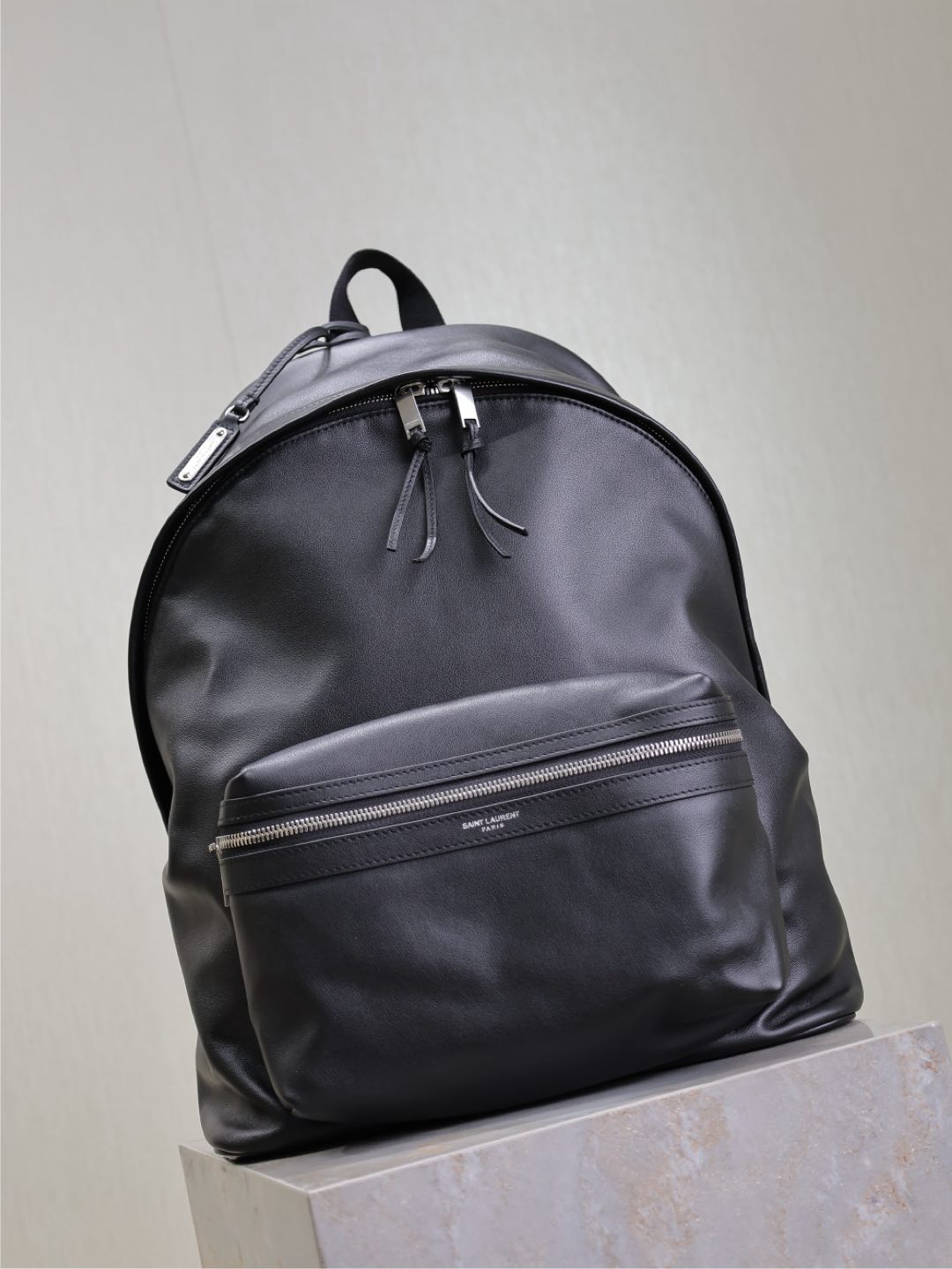 Luxury Saint Laurent CITY BACKPACK 38 IN BLACK CALFSKIN