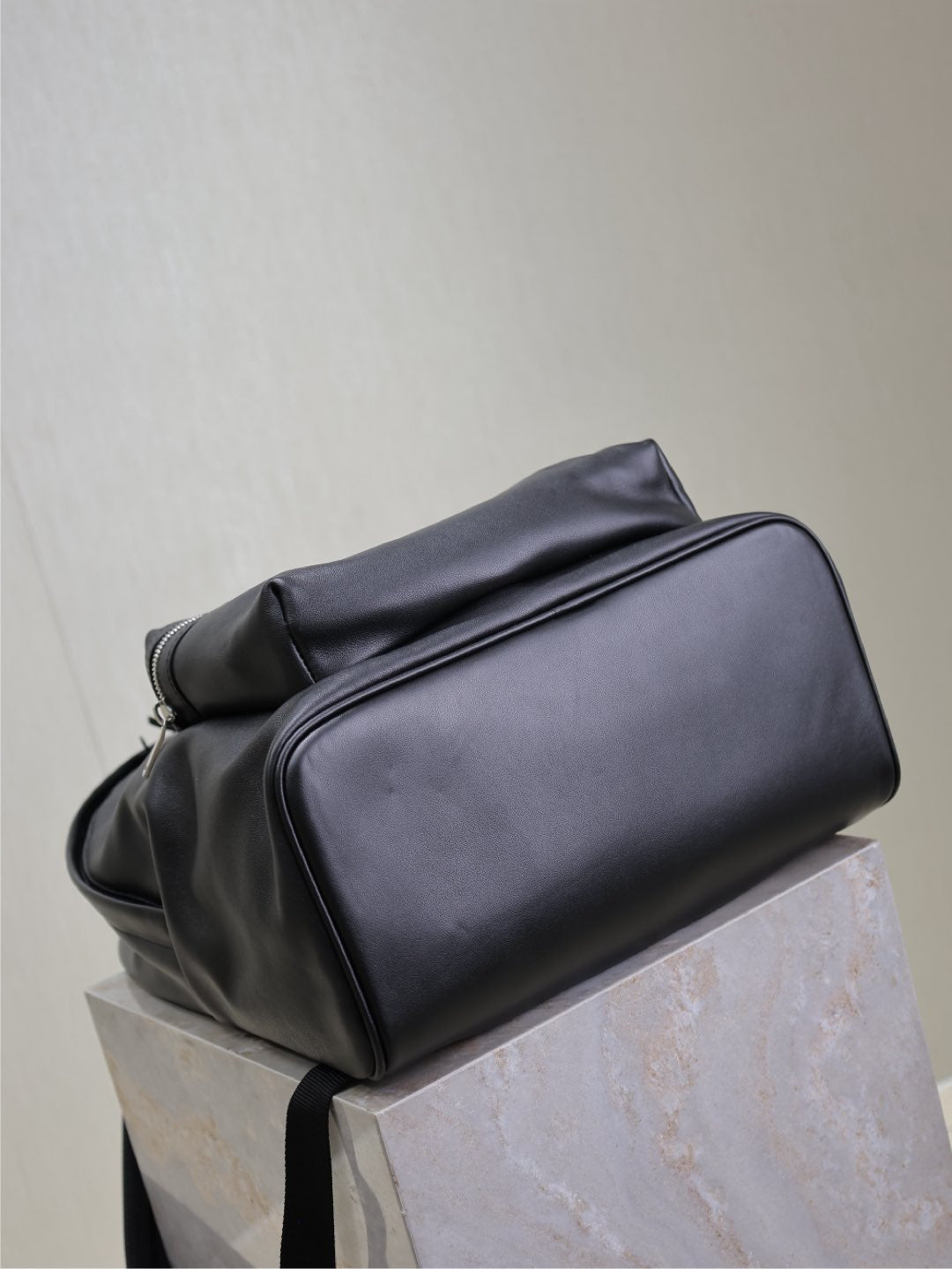 Luxury Saint Laurent CITY BACKPACK 38 IN BLACK CALFSKIN