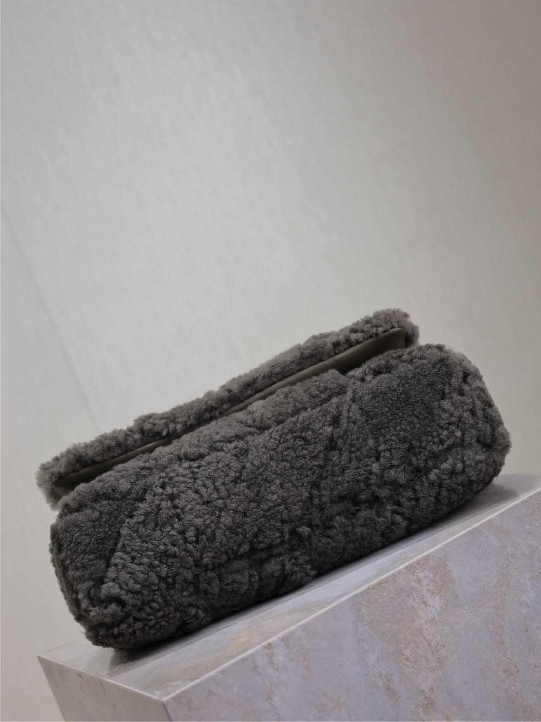 Luxury Saint Laurent JAMIE BAG 25 IN DARK GRAY LAMB WOOL