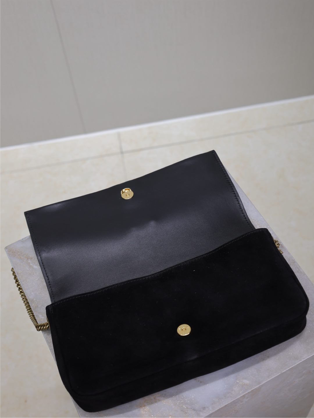 Luxury Saint Laurent KATE MEDIUM TASSEL 26 IN BLACK SUEDE COPPER HARDWARE