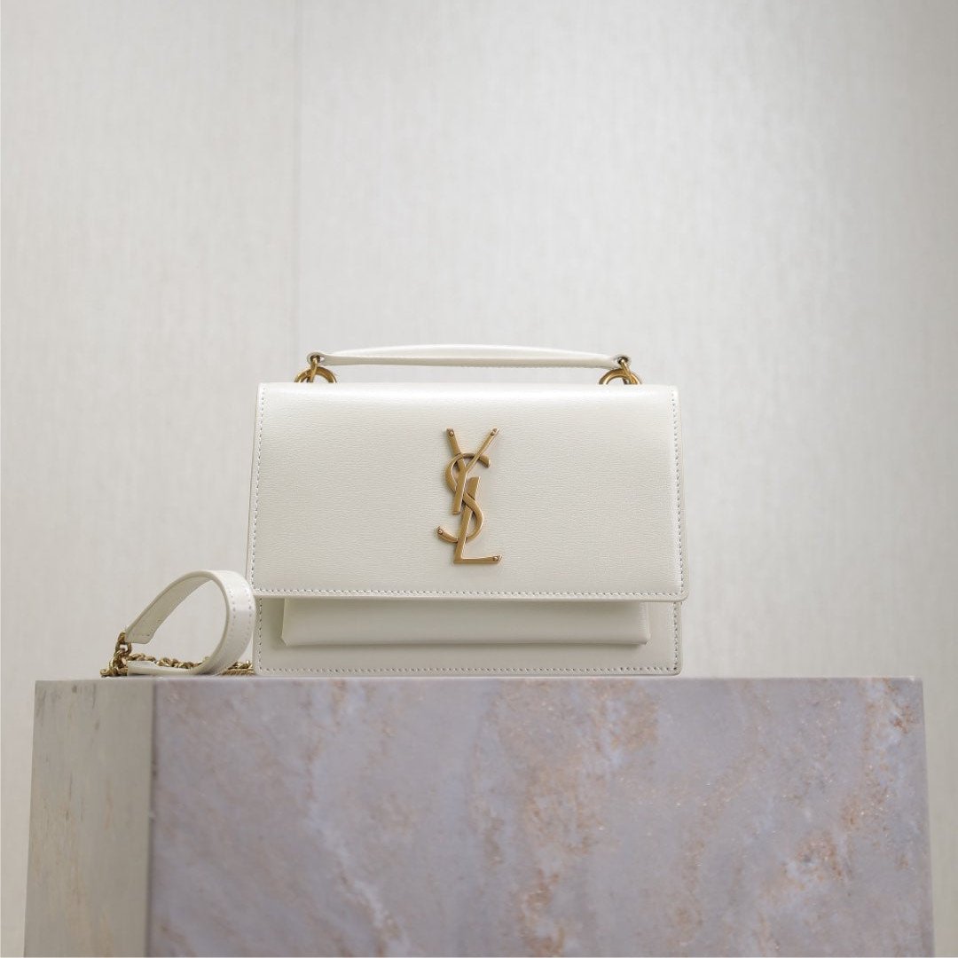 Luxury Saint Laurent SUNSET SMALL BAG 19 IN WHITE CALFSKIN GOLD HARDWARE