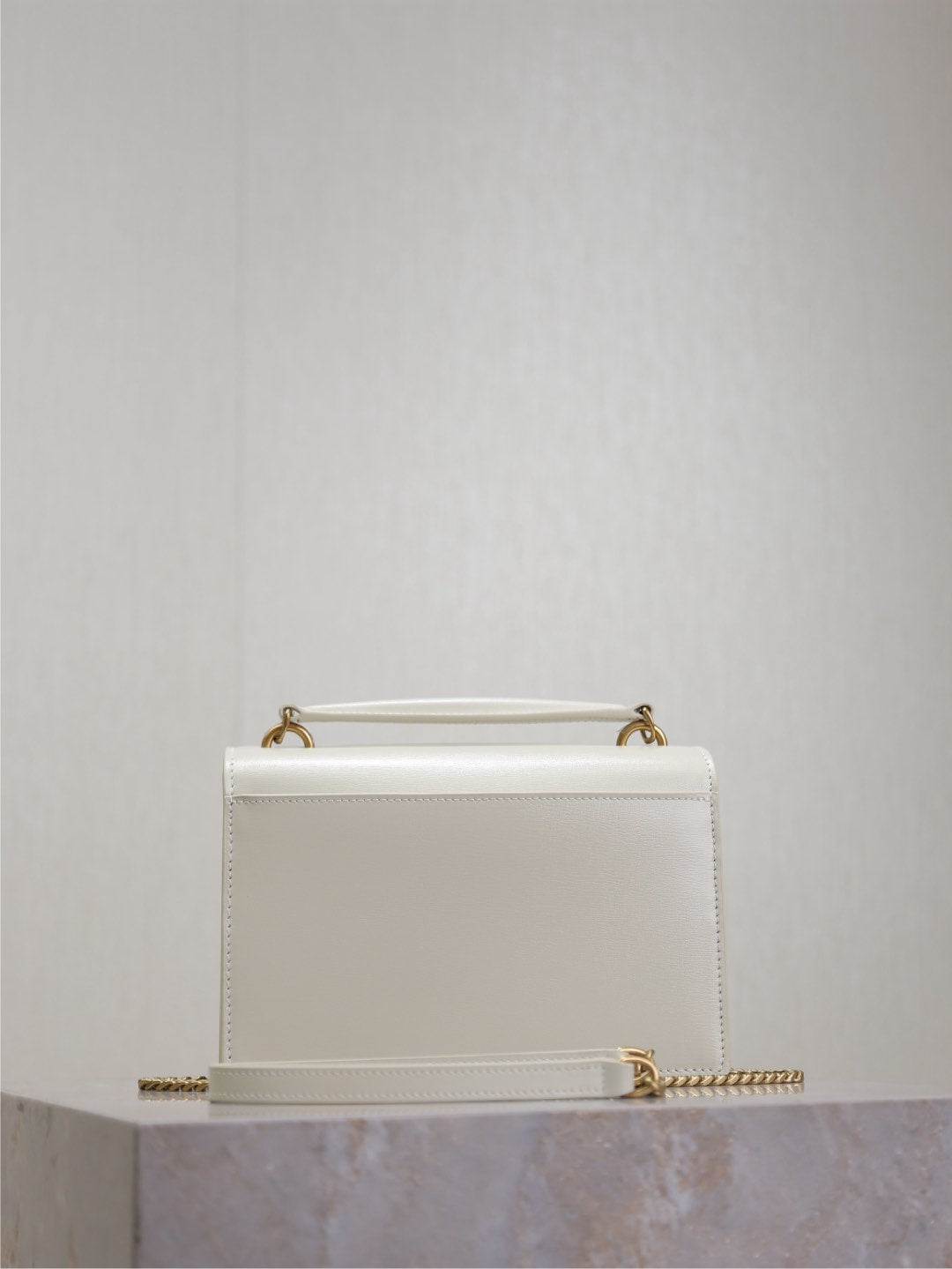 Luxury Saint Laurent SUNSET SMALL BAG 19 IN WHITE CALFSKIN GOLD HARDWARE
