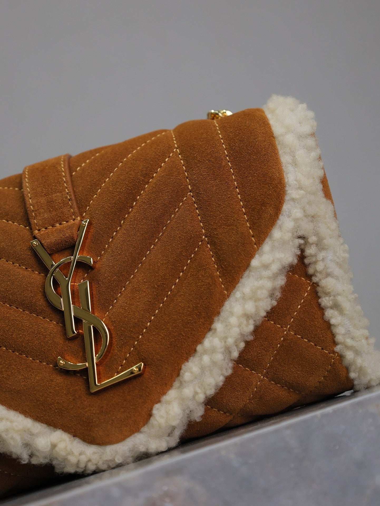 Luxury Saint Laurent ENVELOPE CHAIN BAG 21 IN BRONZE BROWN SUEDE AND WHITE SHEARLING TRIM GOLD HARDWARE