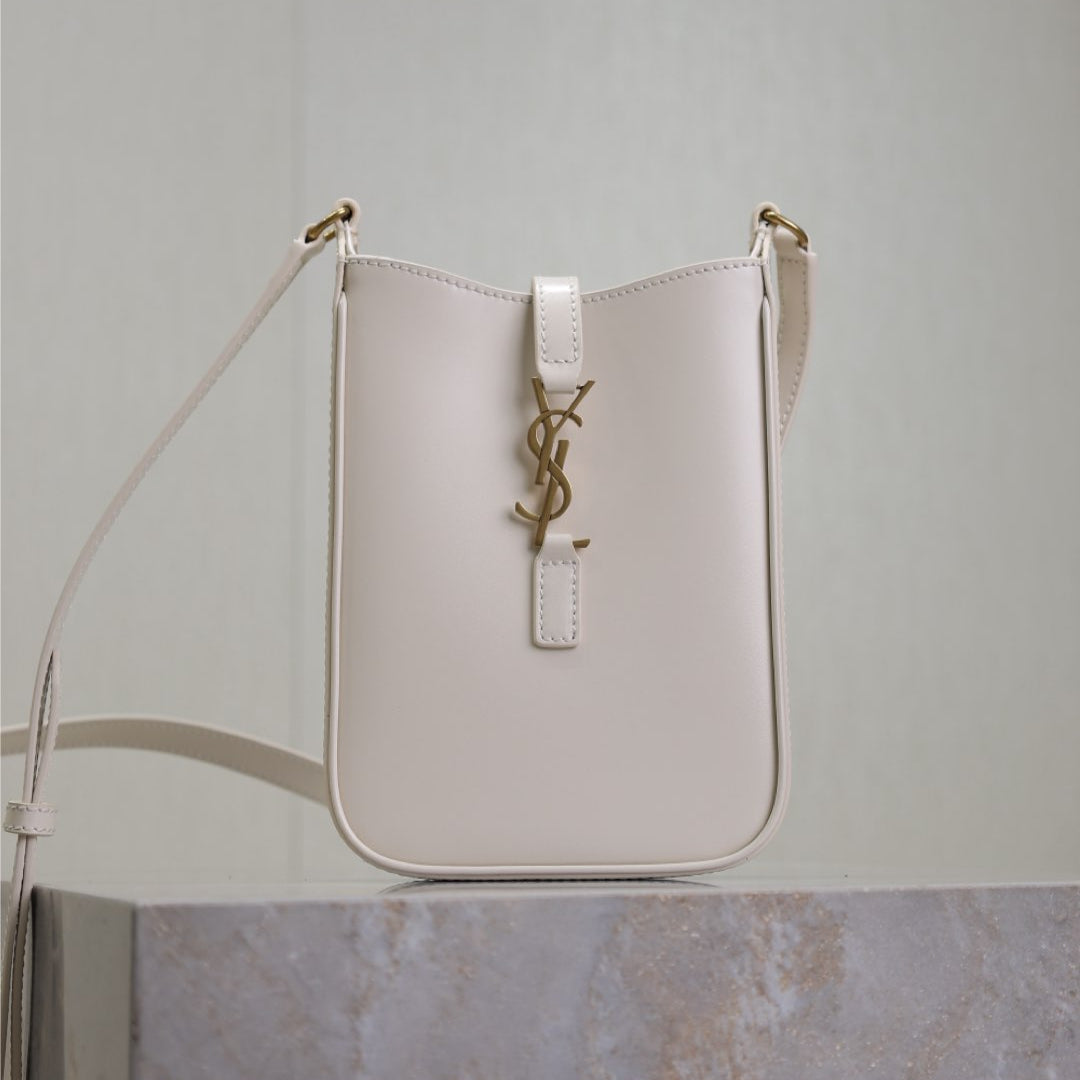 Luxury Saint Laurent LE 5 À 7 PHONE BAG 18 IN WHITE CALFSKIN