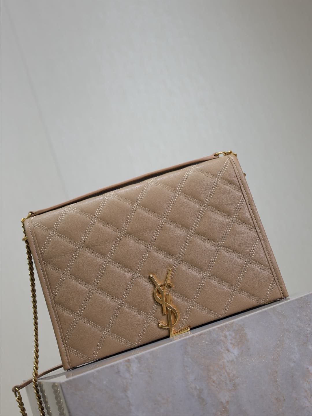 Luxury Saint Laurent BECKY 25 IN MEDIUM BROWN QUILTED LAMBSKIN GOLD HARDWARE