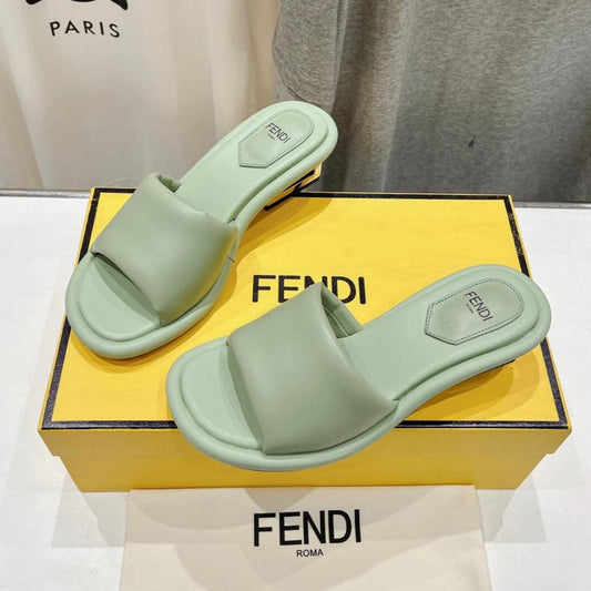 Luxury FendiLuxury FendiBAGUETTE MEDIUM-HEEL SANDALS 45 MM IN GREEN MINT CALFSKIN