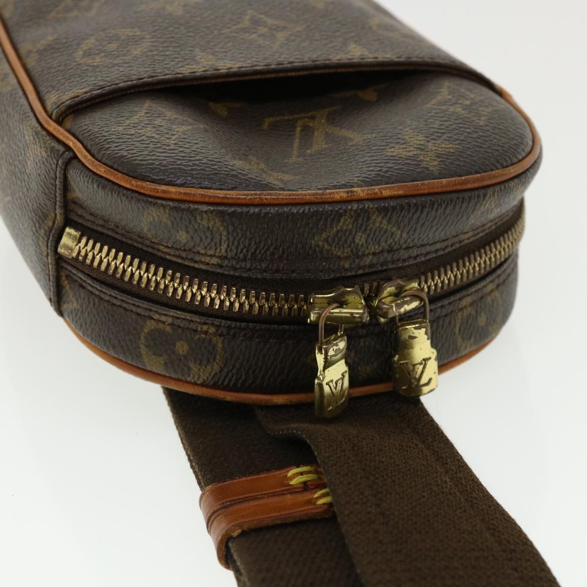 LOUIS VUITTON Monogram Pochette Gange Shoulder Bag M51870 LV ki2489