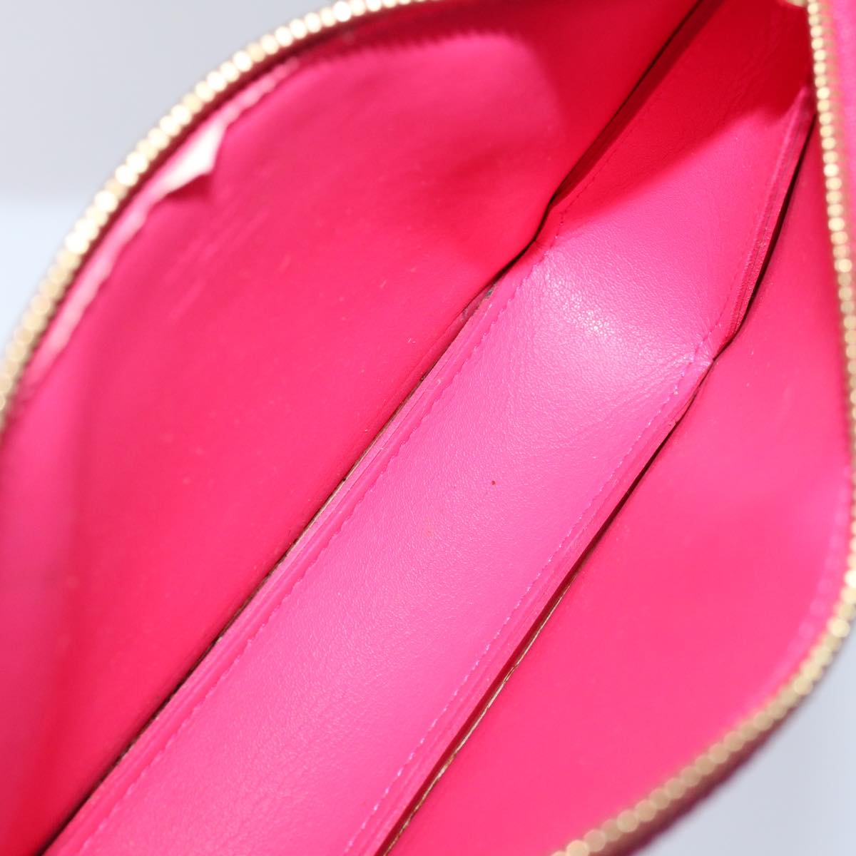 LOUIS VUITTON Monogram Vernis Lexington Pouch Fuchsia M91223 LV ki4319