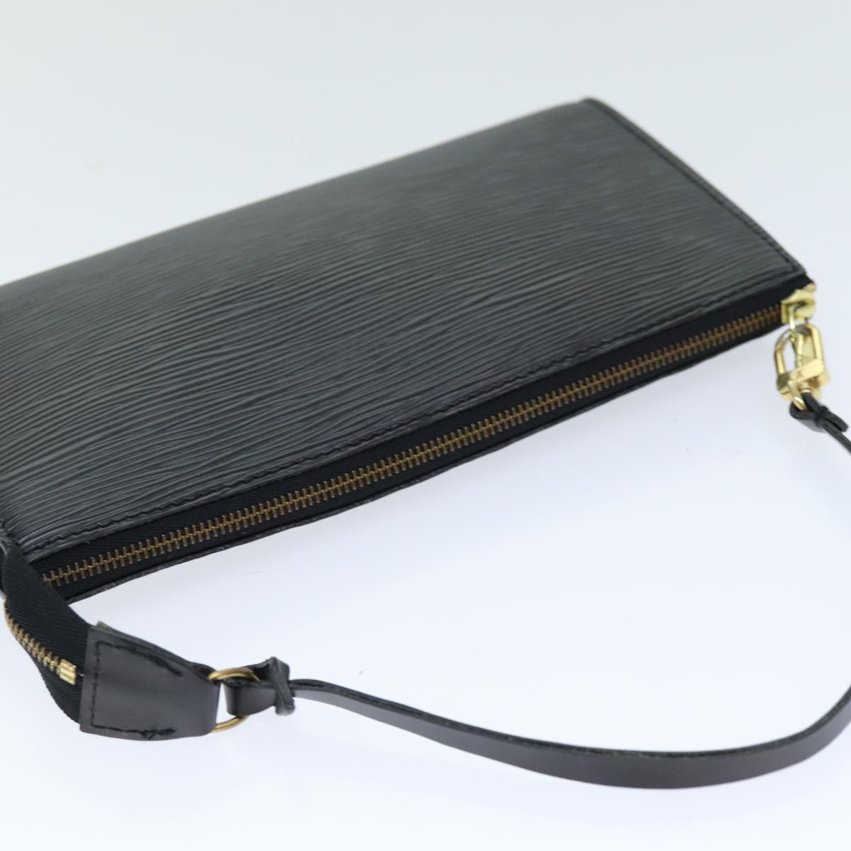LOUIS VUITTON Epi Pochette Accessoires Pouch Black M52982 LV ki4515