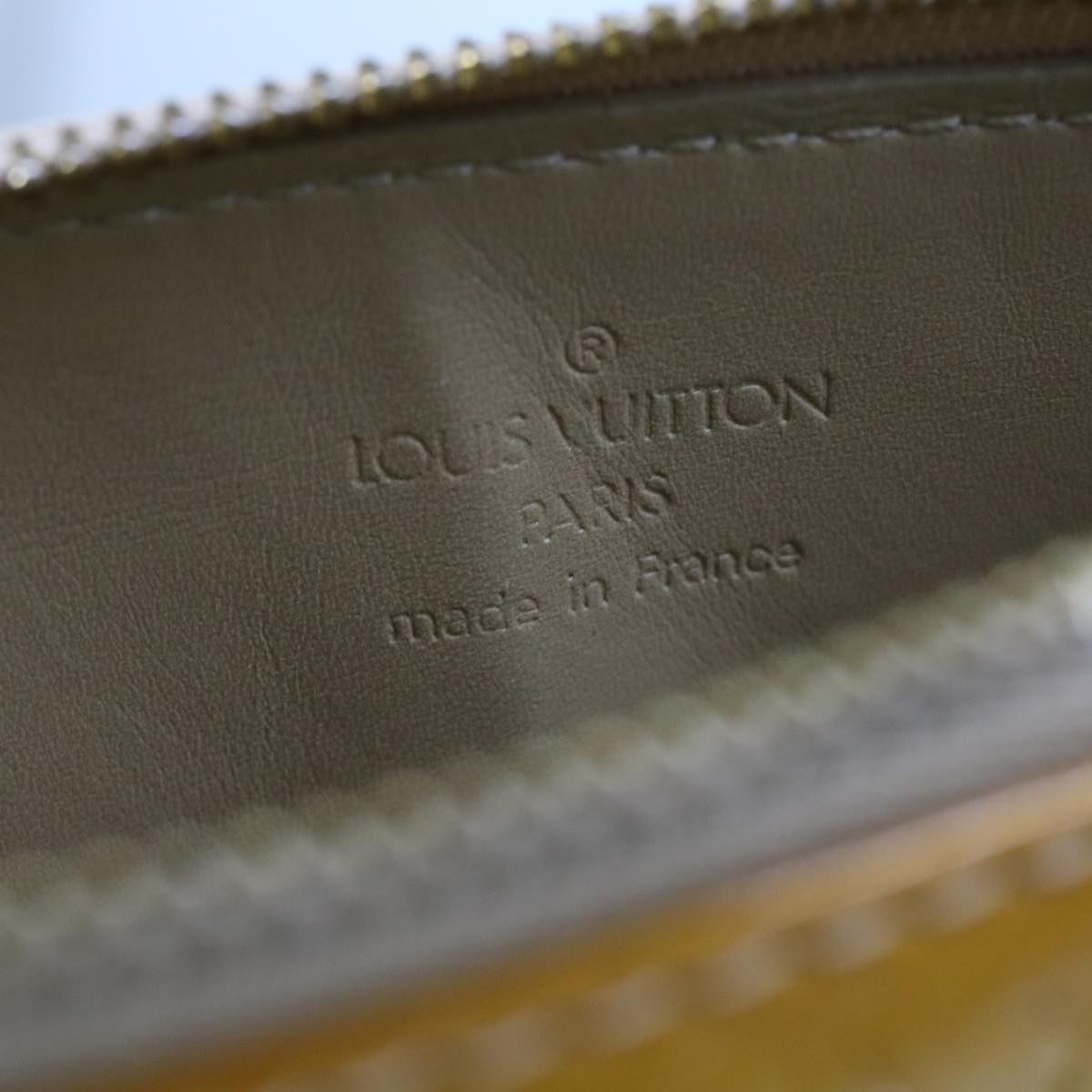 LOUIS VUITTON Monogram Vernis Lexington Accessory Pouch Beige M91010 mr072