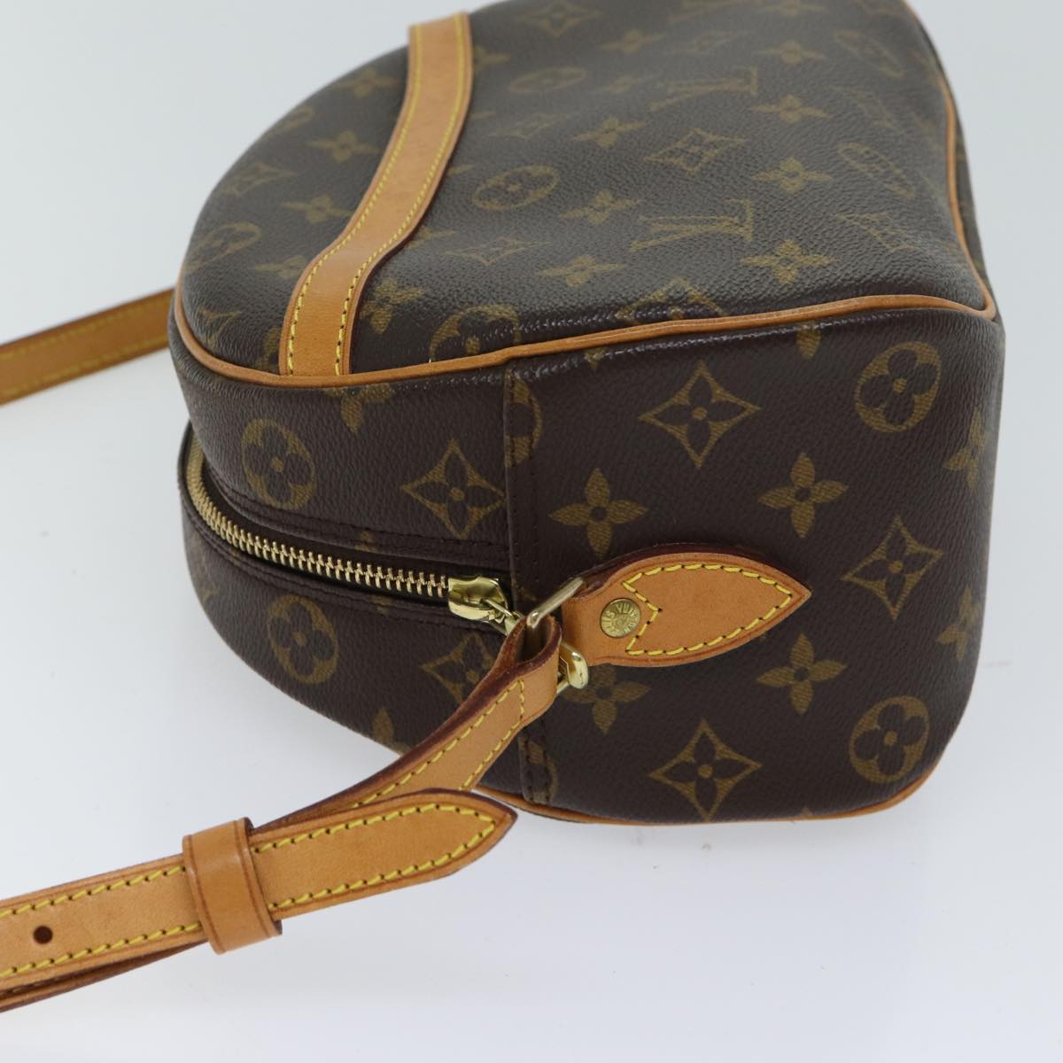 LOUIS VUITTON Monogram Blois Shoulder Bag M51221 LV mr133