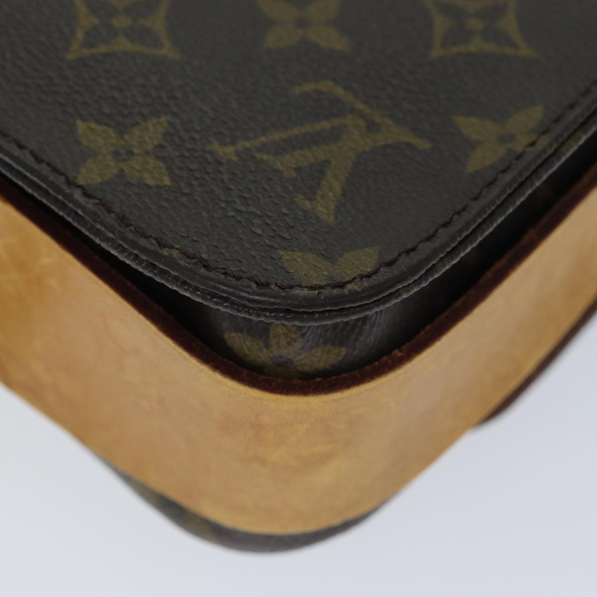 LOUIS VUITTON Monogram Cartouchiere MM Shoulder Bag M51253 LV mr190