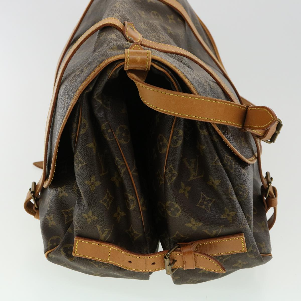 LOUIS VUITTON Monogram Saumur 43 Shoulder Bag M42252 LV ro614