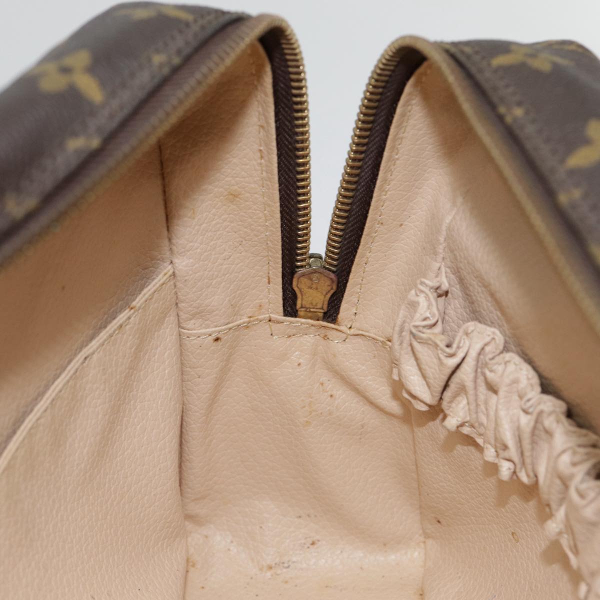 LOUIS VUITTON Monogram Trousse Toilette 28 Clutch Bag M47522 LV tb1194