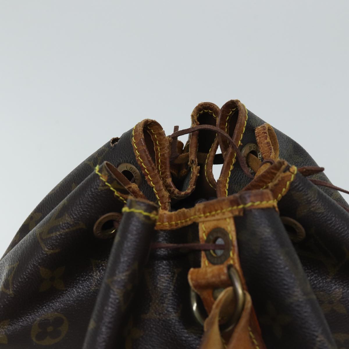 LOUIS VUITTON Monogram Petit Noe Shoulder Bag M42226 LV th4645