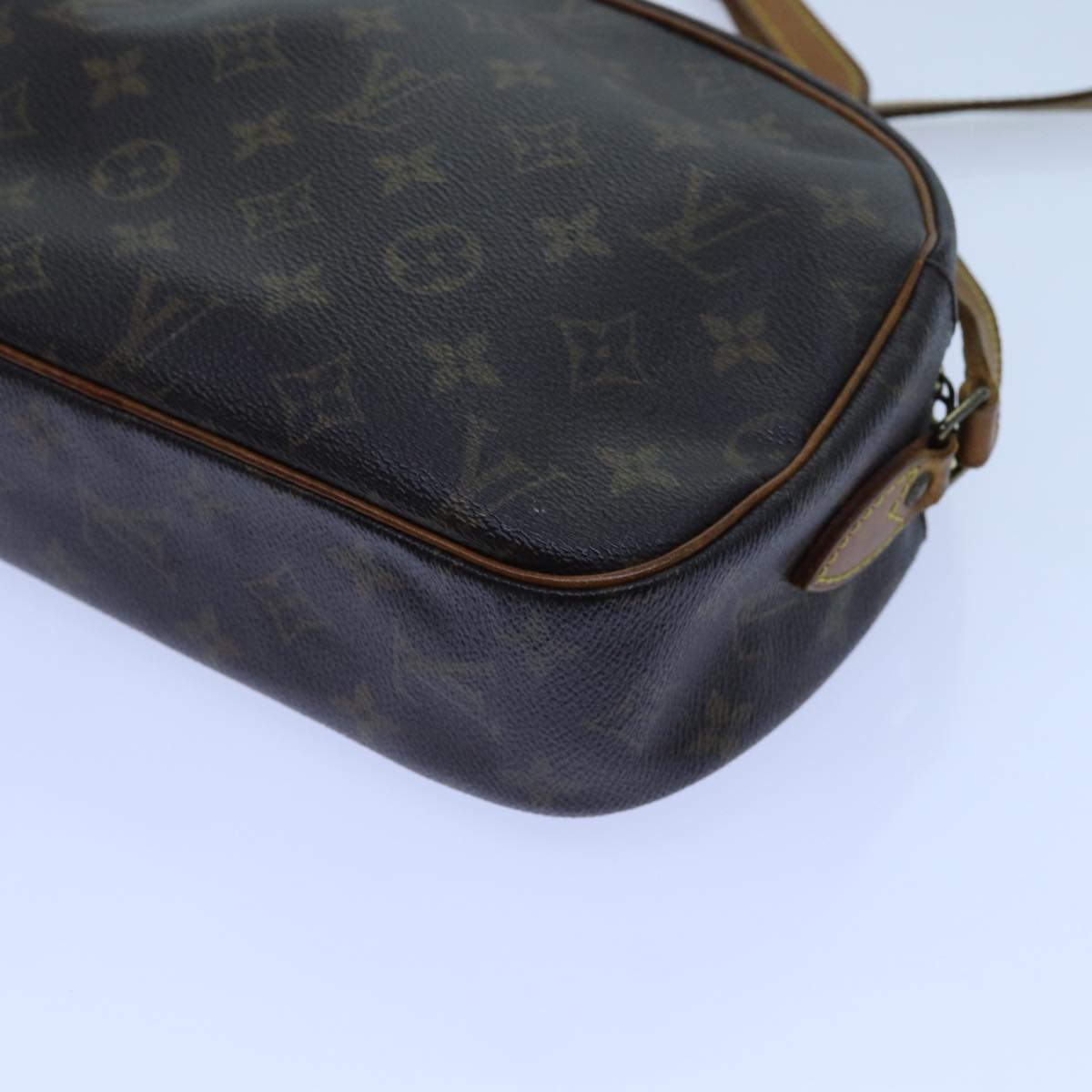 LOUIS VUITTON Monogram Blois Shoulder Bag M51221 LV th4760