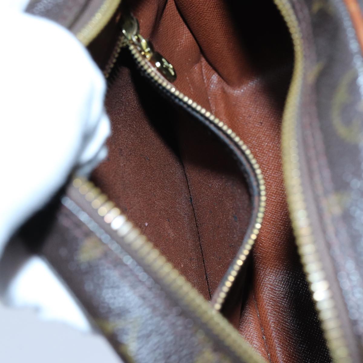 LOUIS VUITTON Monogram Blois Shoulder Bag M51221 LV th4760