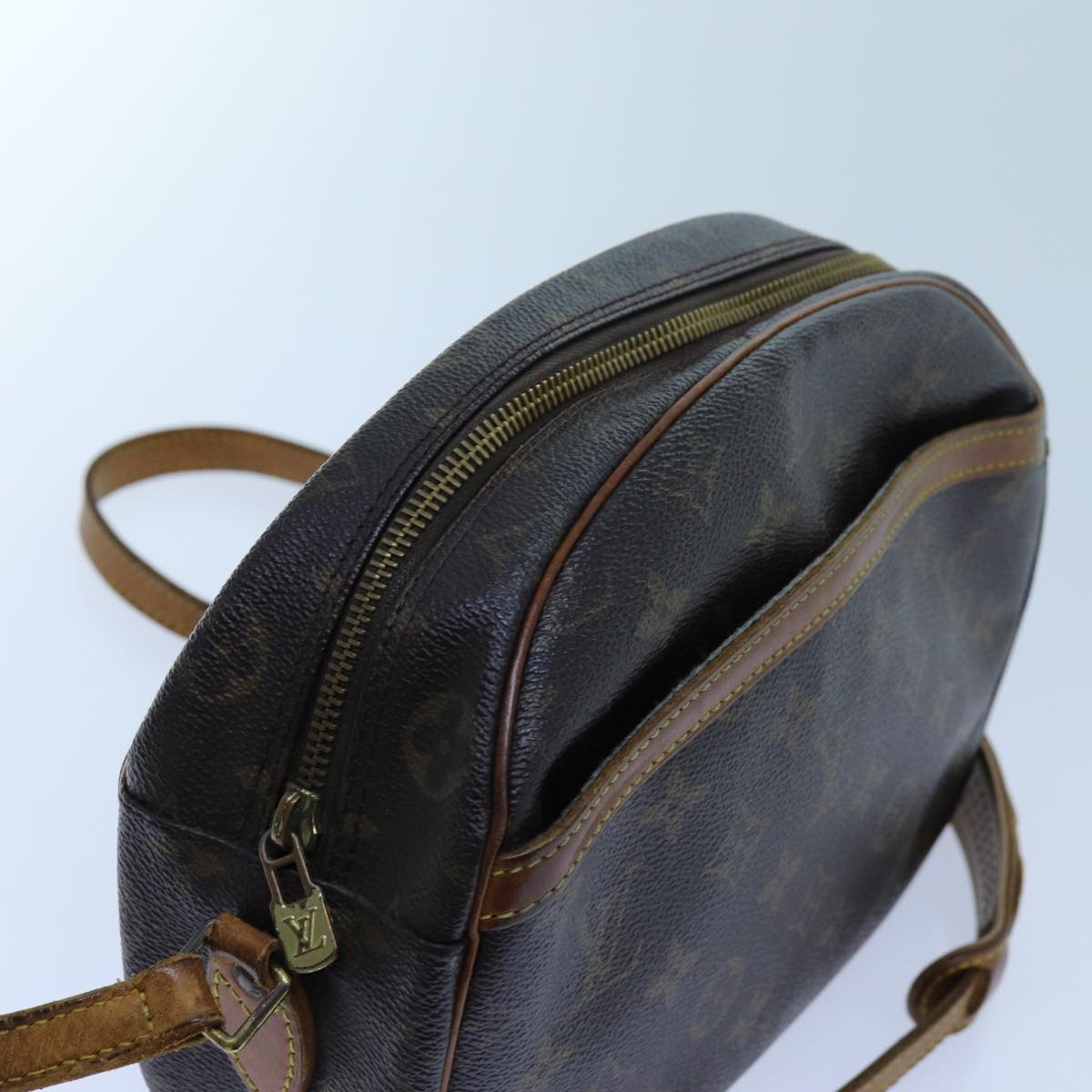 LOUIS VUITTON Monogram Blois Shoulder Bag M51221 LV th4760